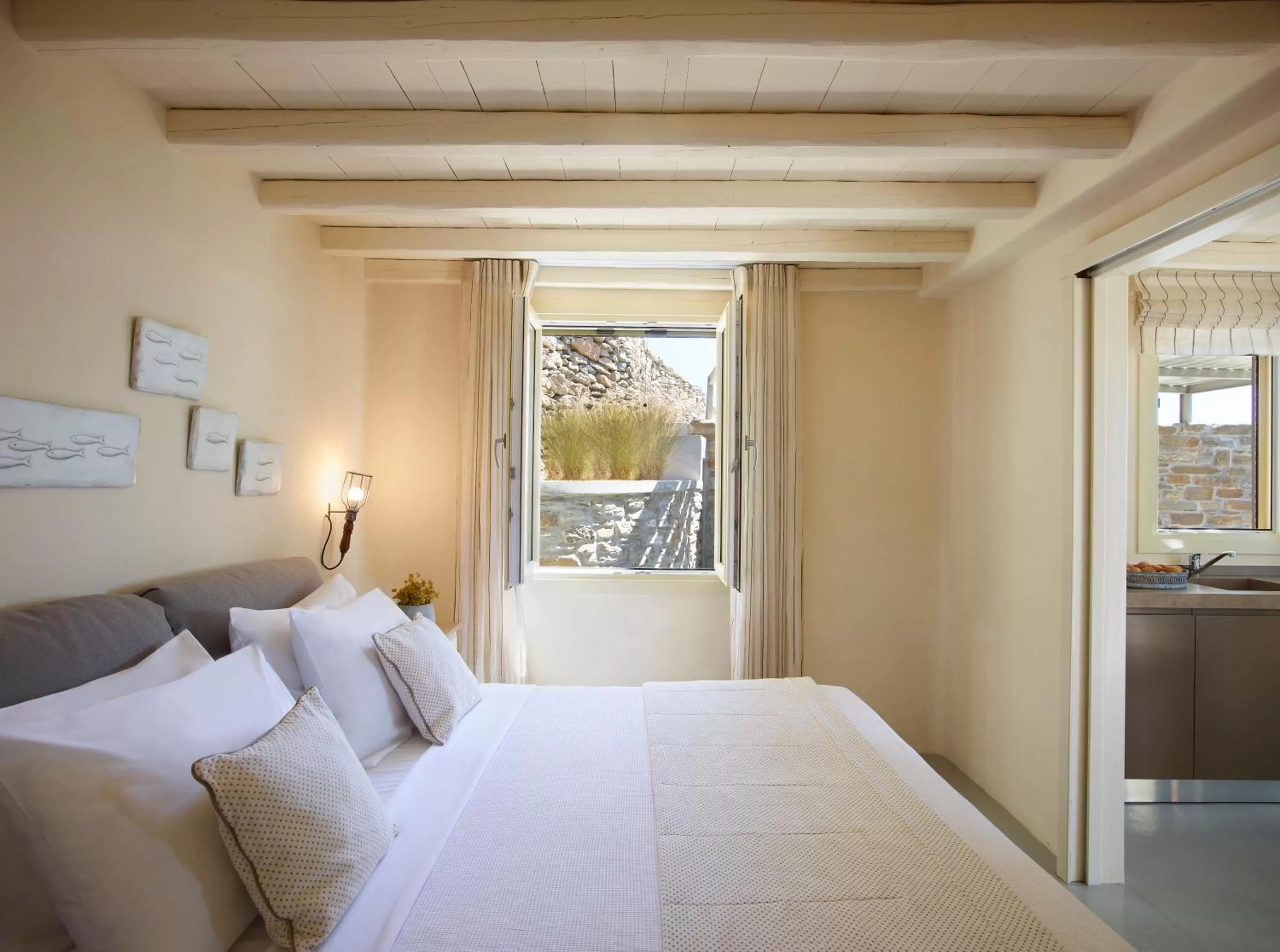 Deluxe Suite with Sea View in Aeolis Tinos Suites