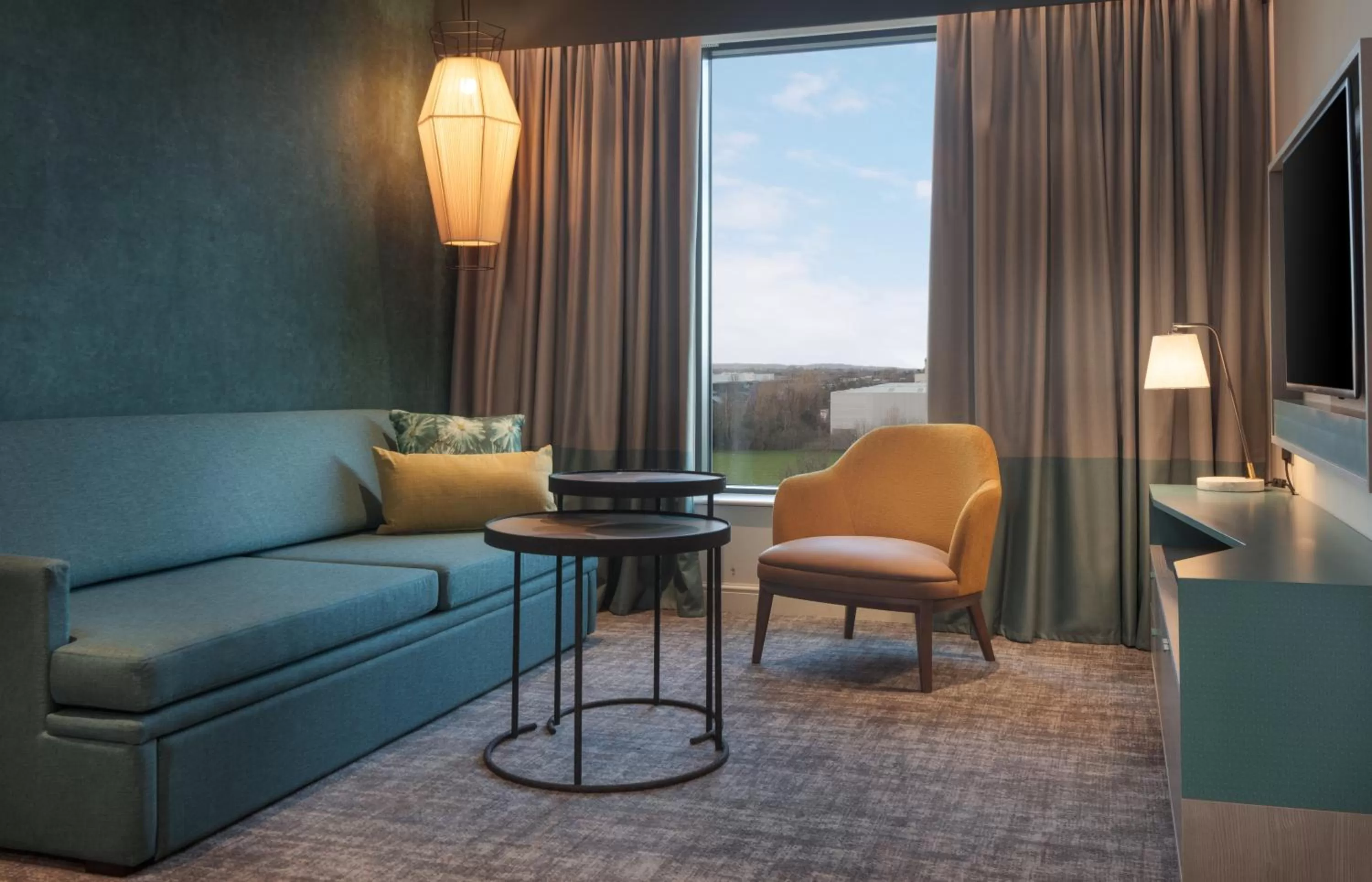 One-Bedroom King Suite in Staybridge Suites London Heathrow - Bath Road, an IHG Aparthotel