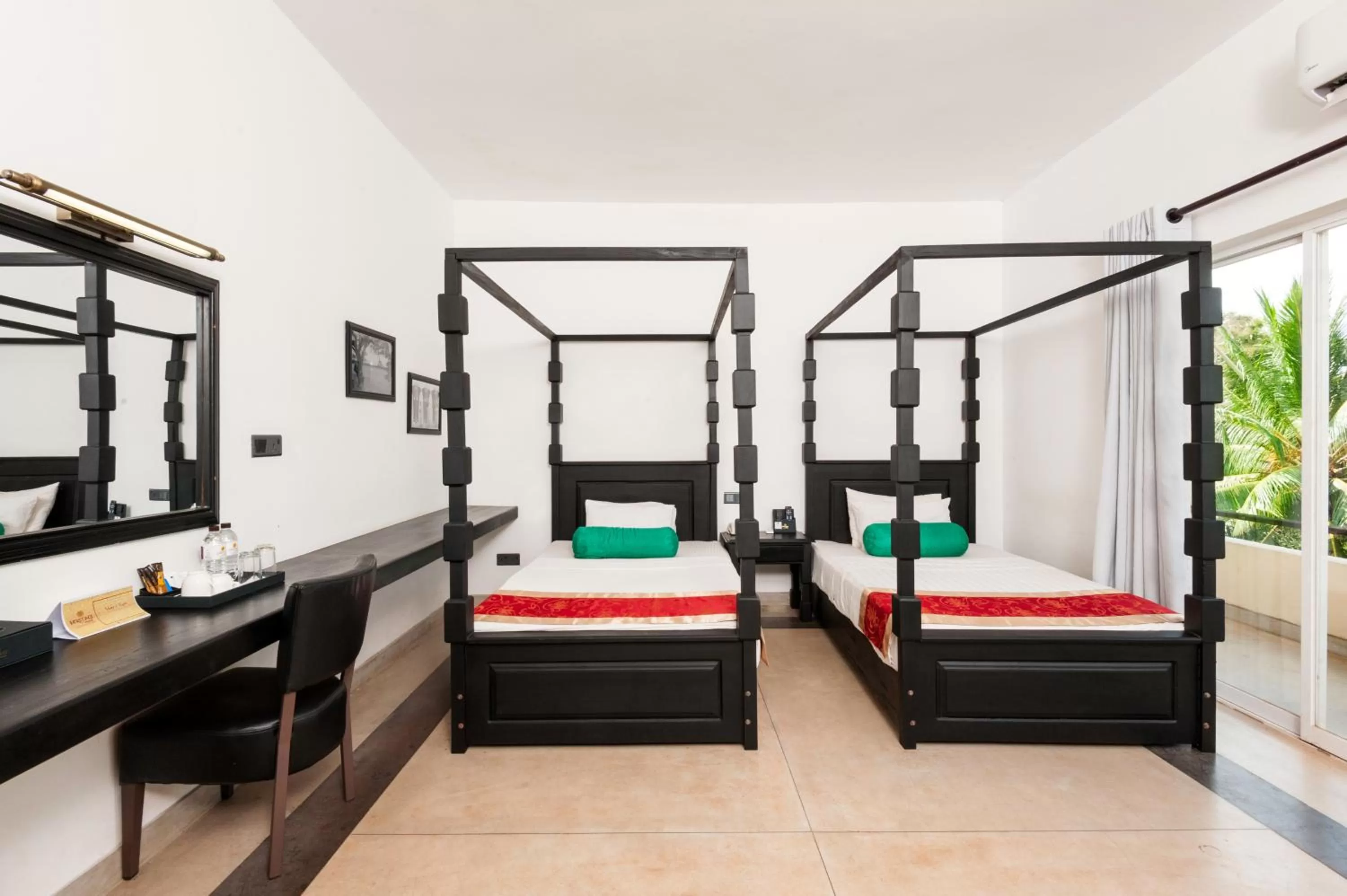 Twin Room in Heritage Hotel