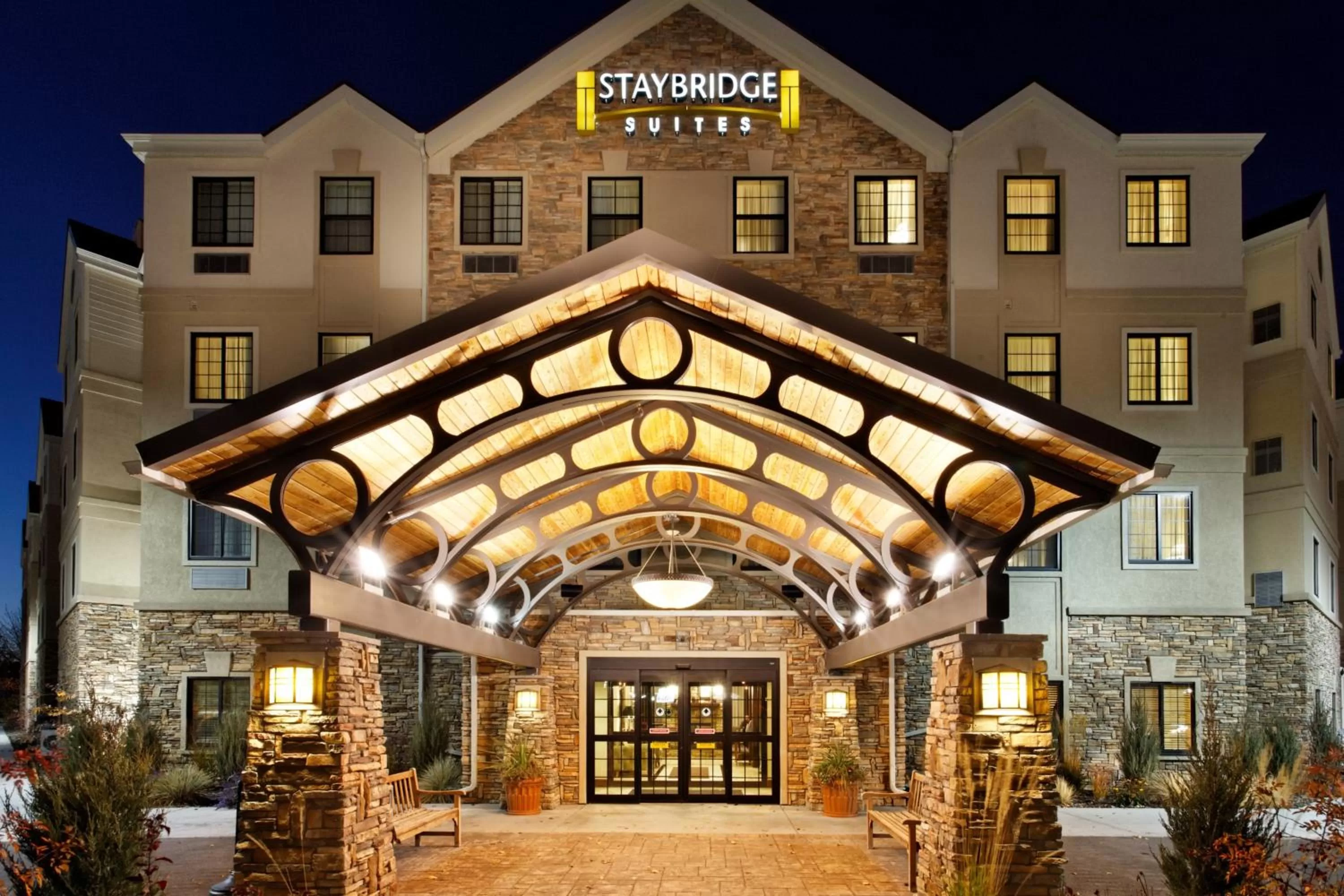 Staybridge Suites - Pittsburgh-Cranberry Township by IHG