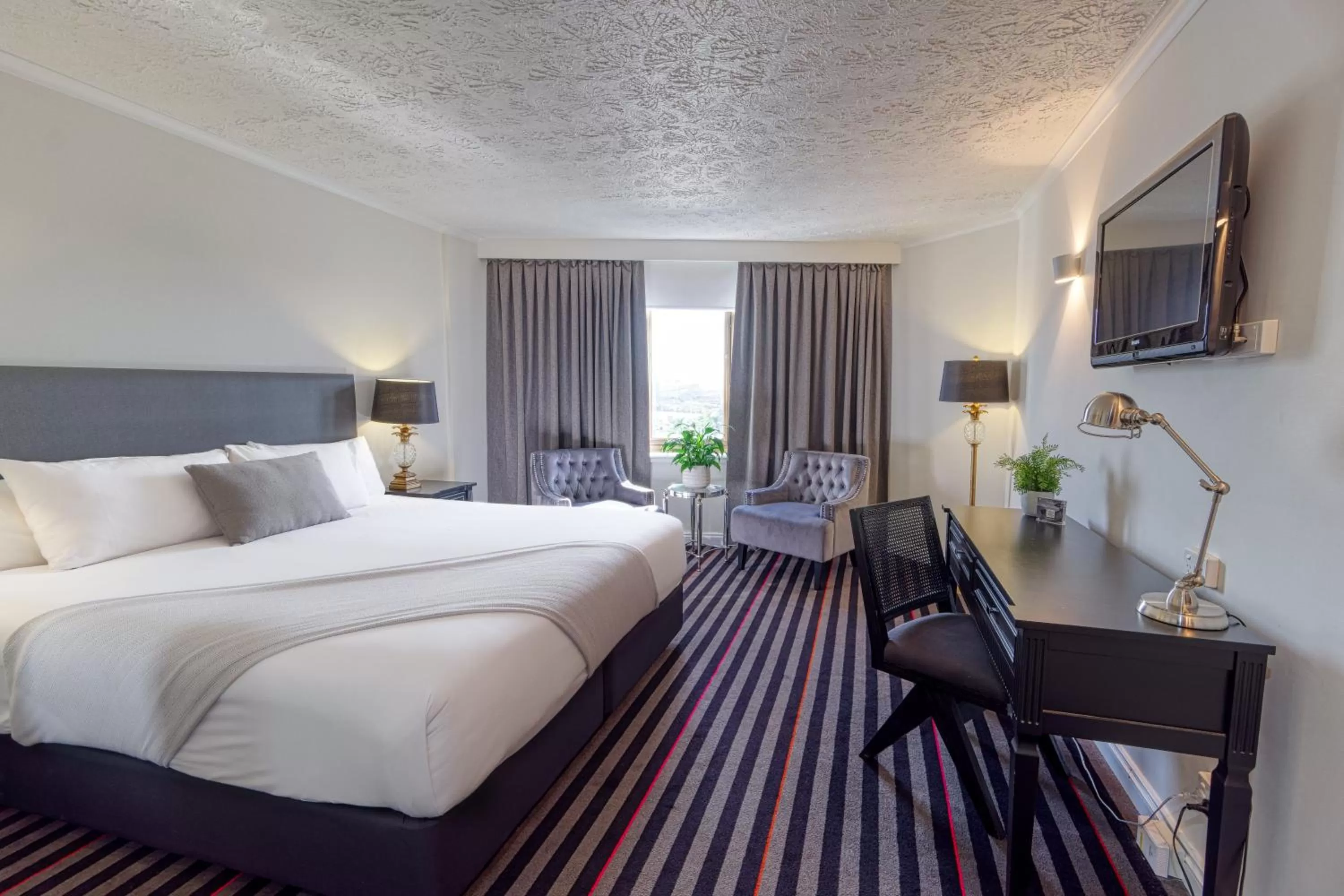 Superior King Room in Rydges Southbank Townsville