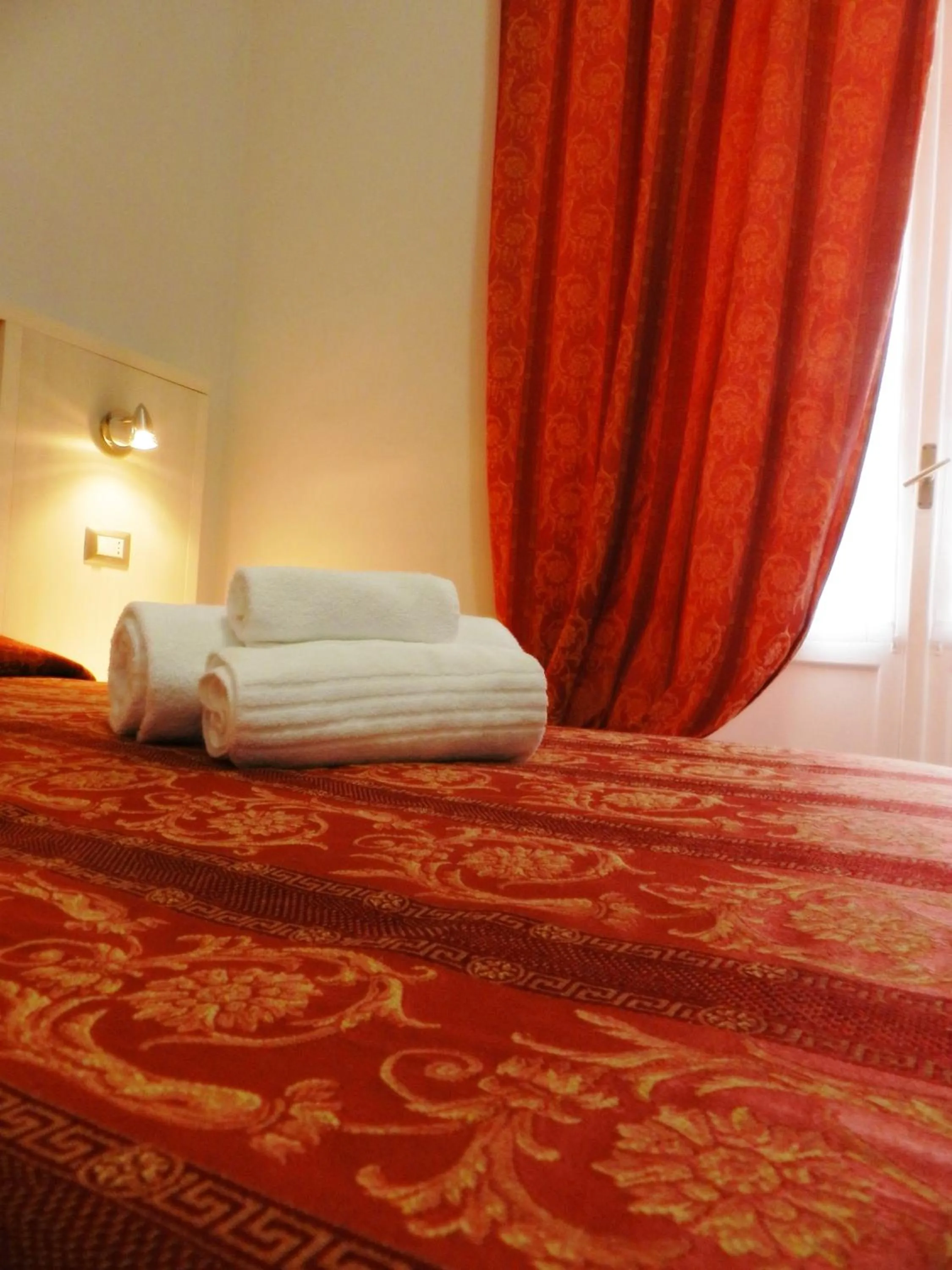 Bed in Vatican Rome