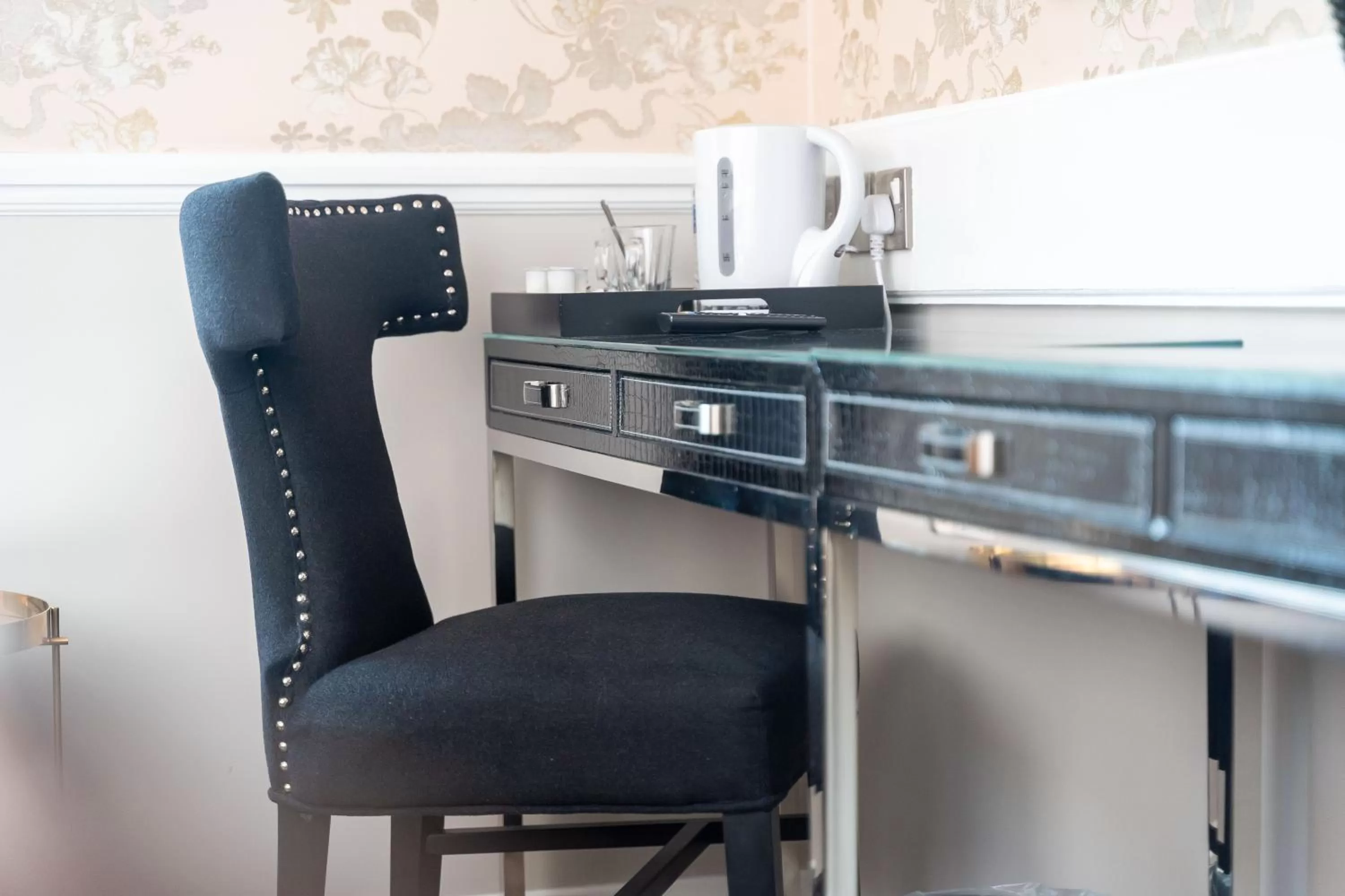 Single Room in Guildford Manor Hotel & Spa