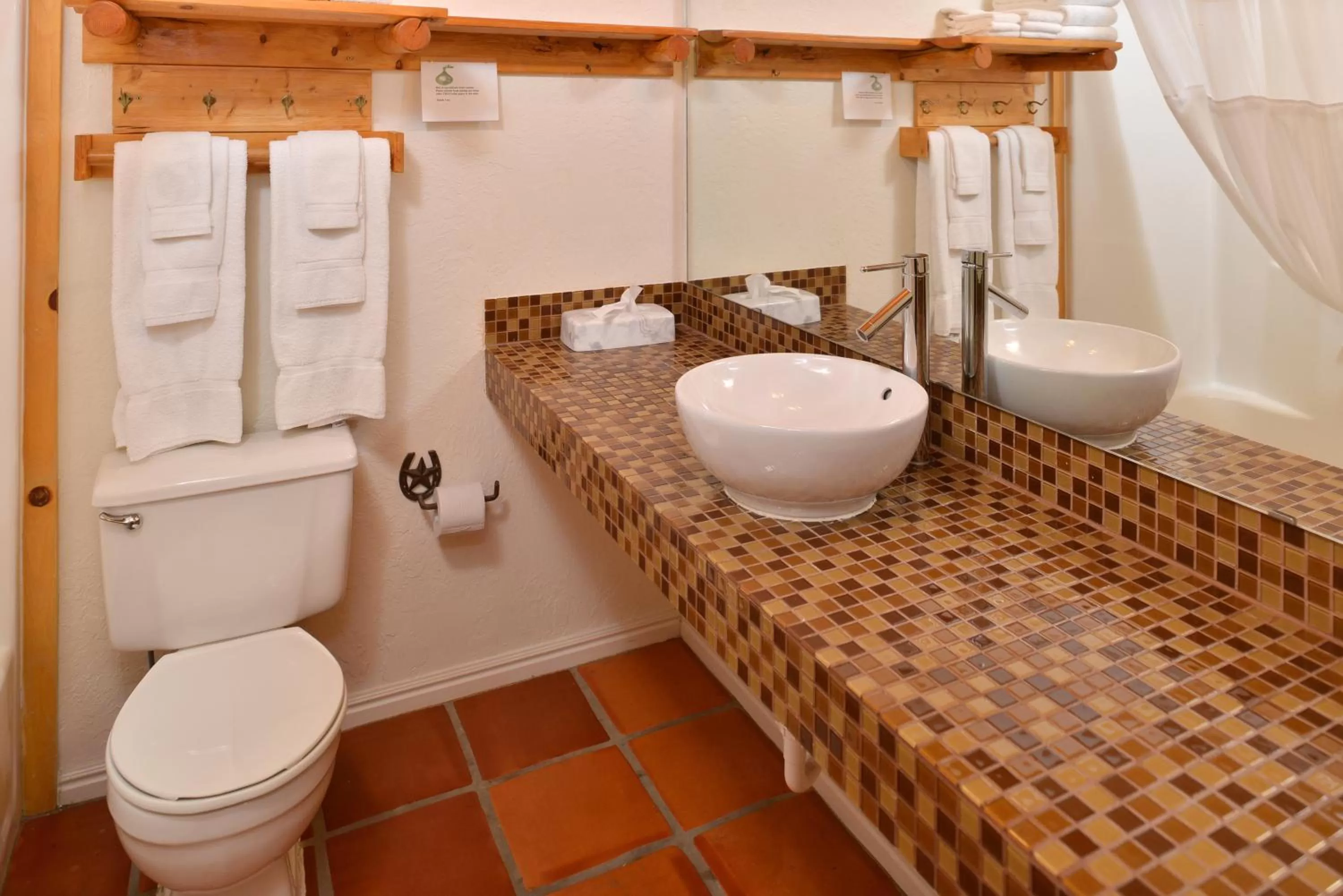 Family Suite in The Boulder Creek Lodge