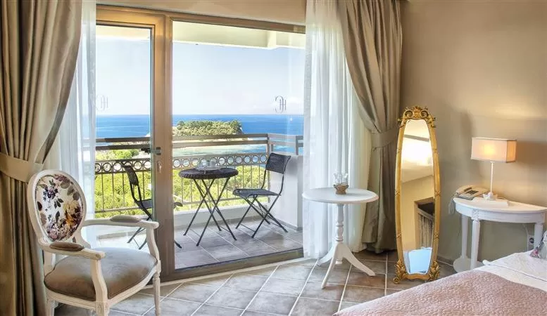 Deluxe Double Room with Sea View in Hotel Carina