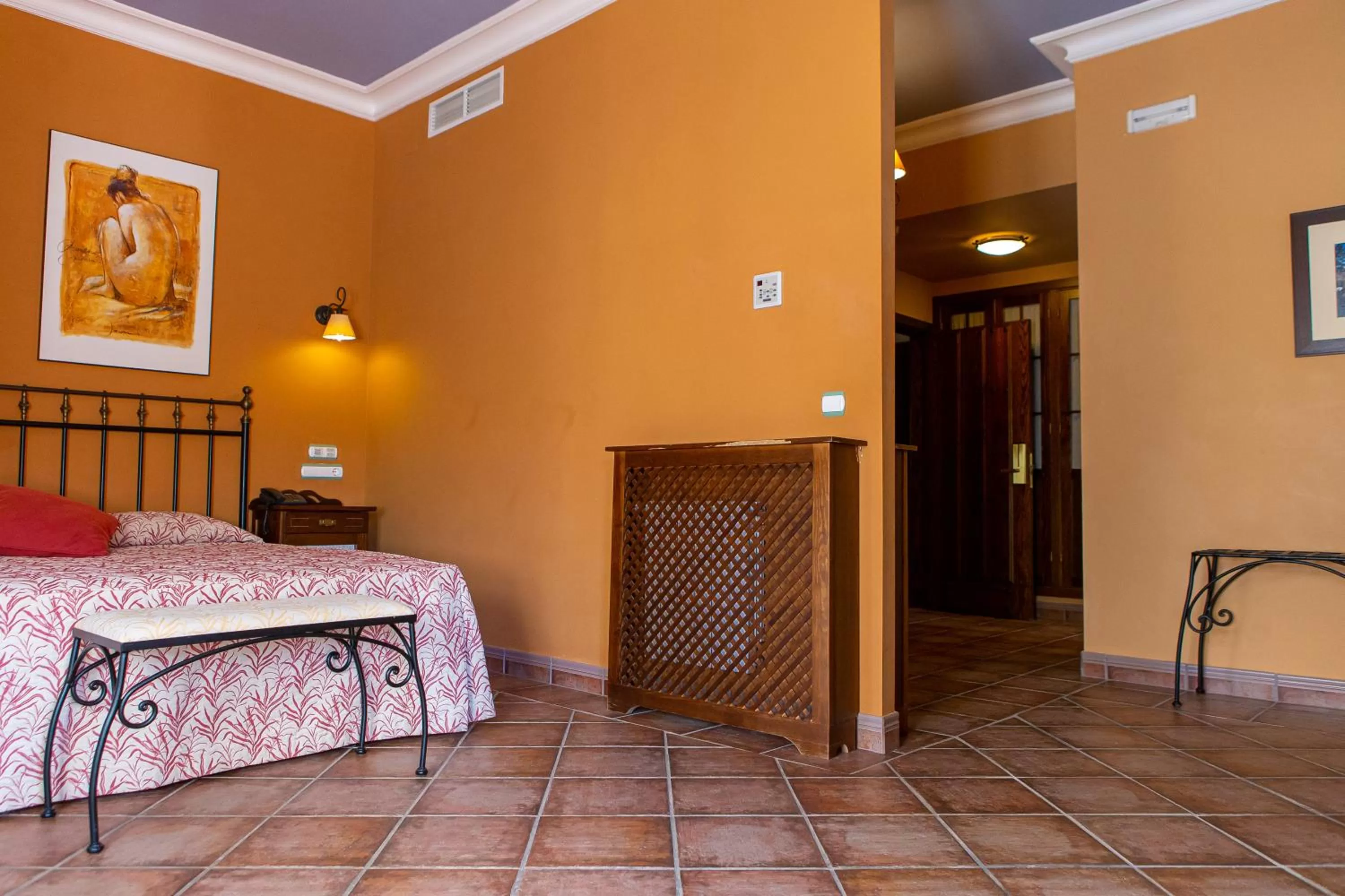 Suite with Balcony in Huerta de las Palomas
