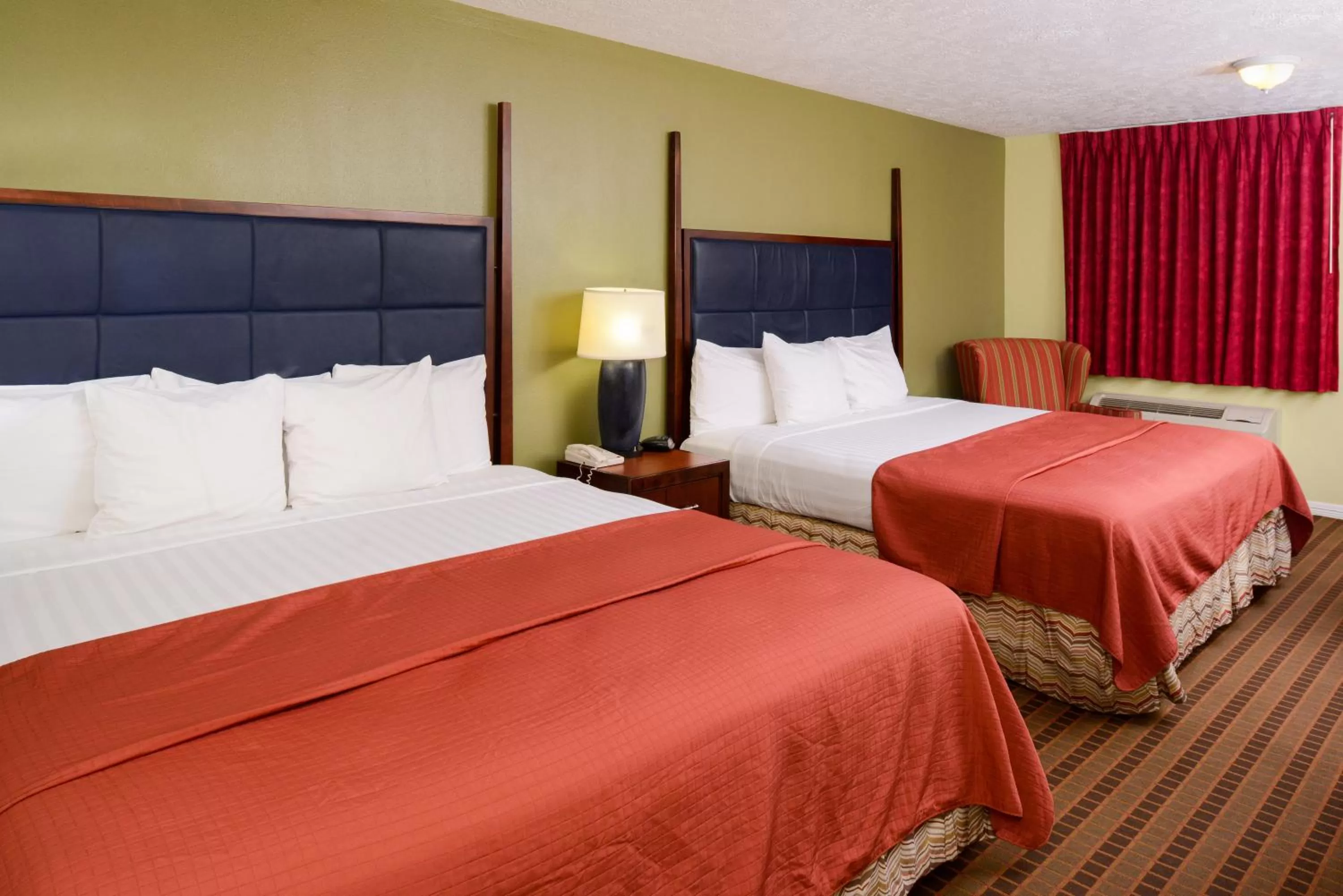 Queen Room - single occupancy in Americas Best Value Inn & Suites Waller/Prairie View