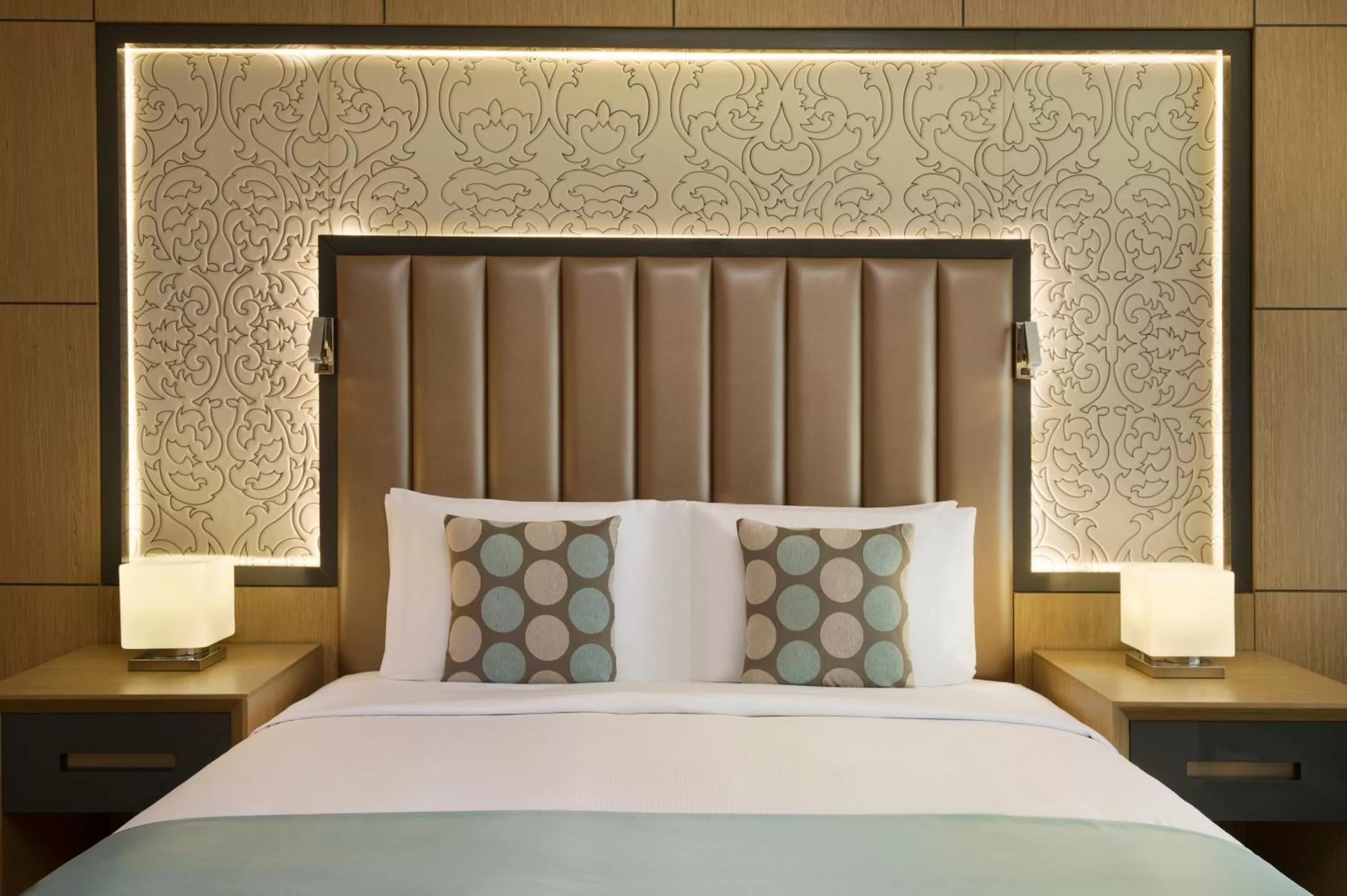 Deluxe King Room - Non-Smoking in Wyndham Doha West Bay