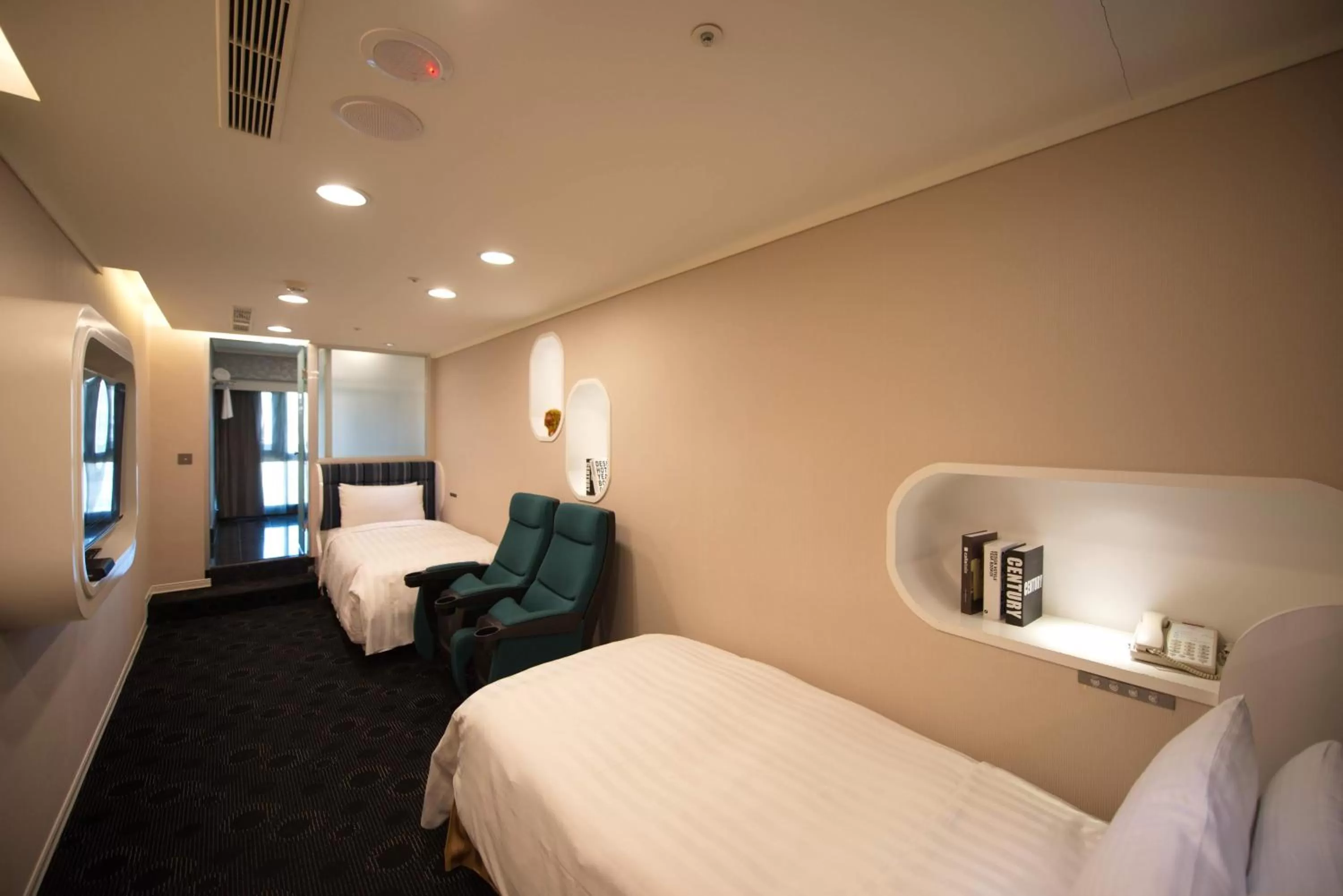 Standard Twin Room in Ximen Airline Hotel