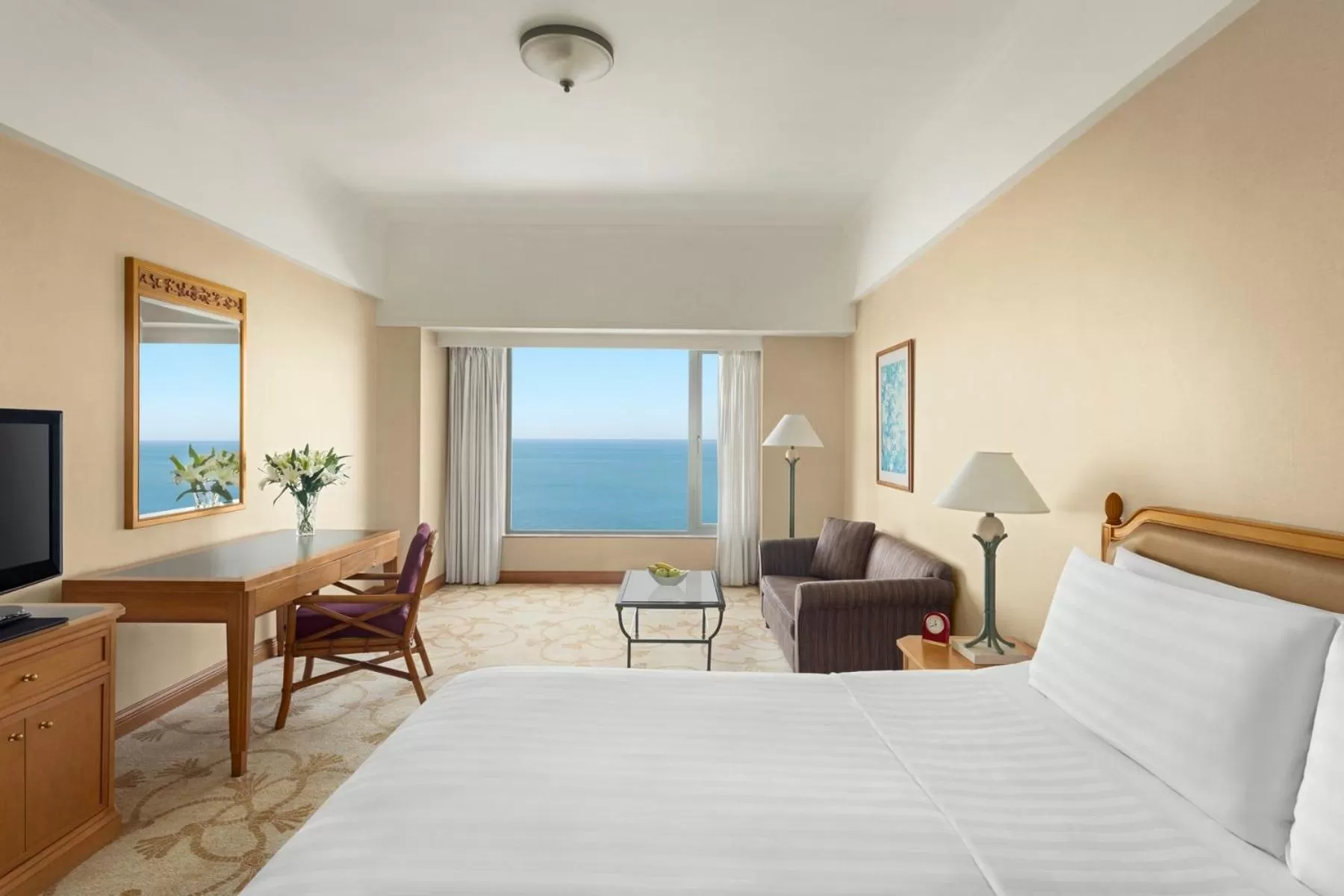 Superior Sea View Room in Shangri-La Beihai