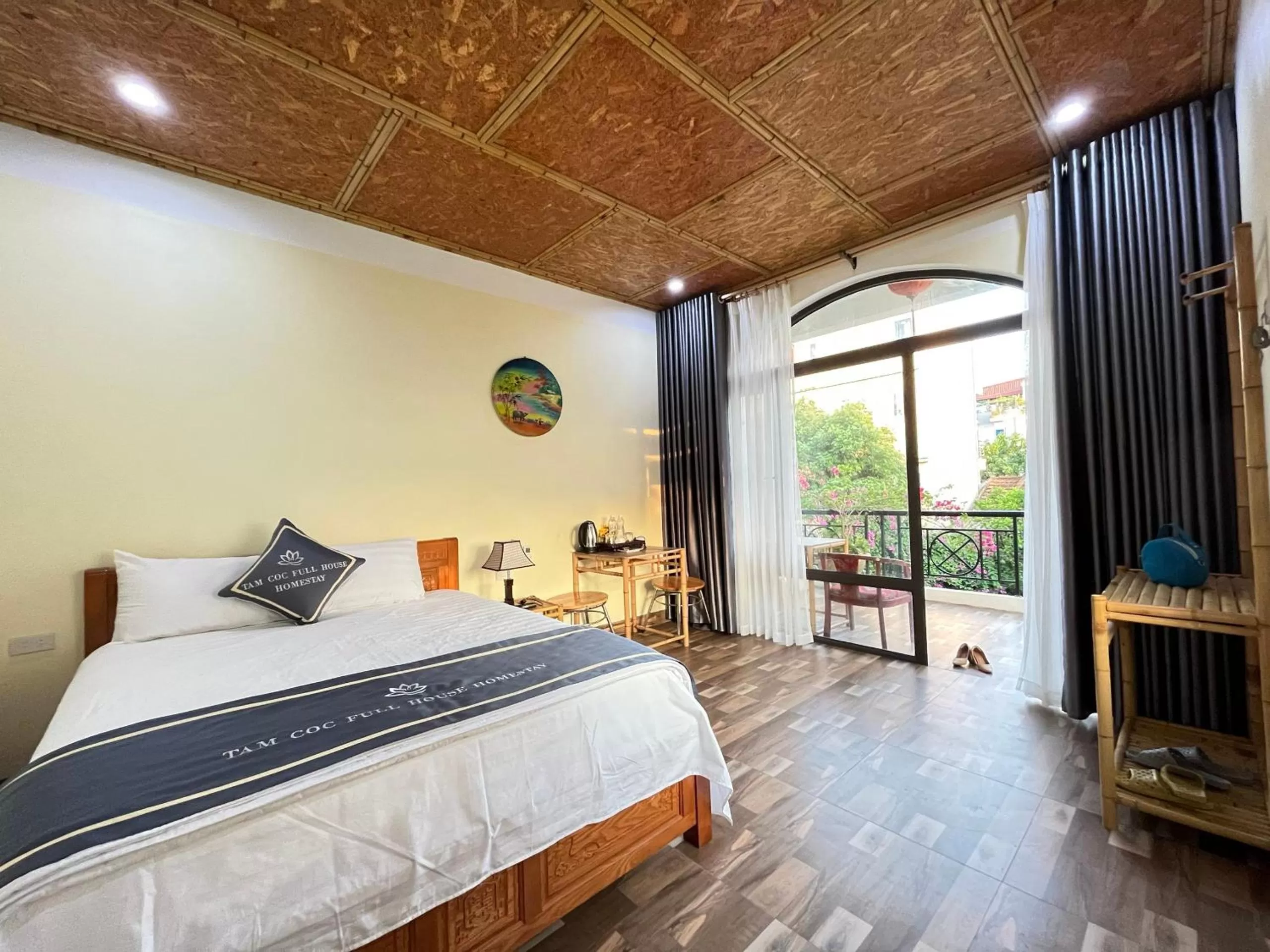 Studio with Pool View in Tam Coc Full House Homestay