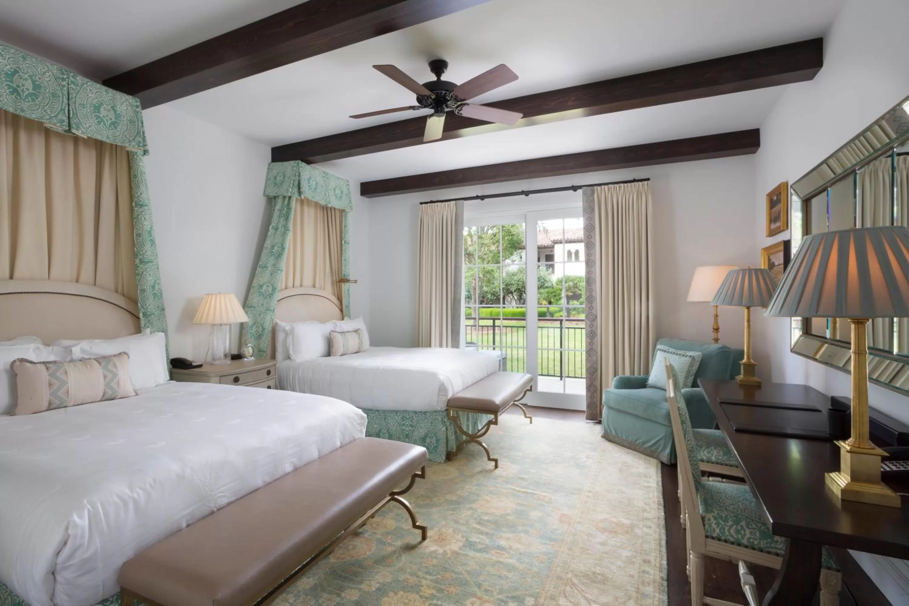 Queen Room in The Cloister