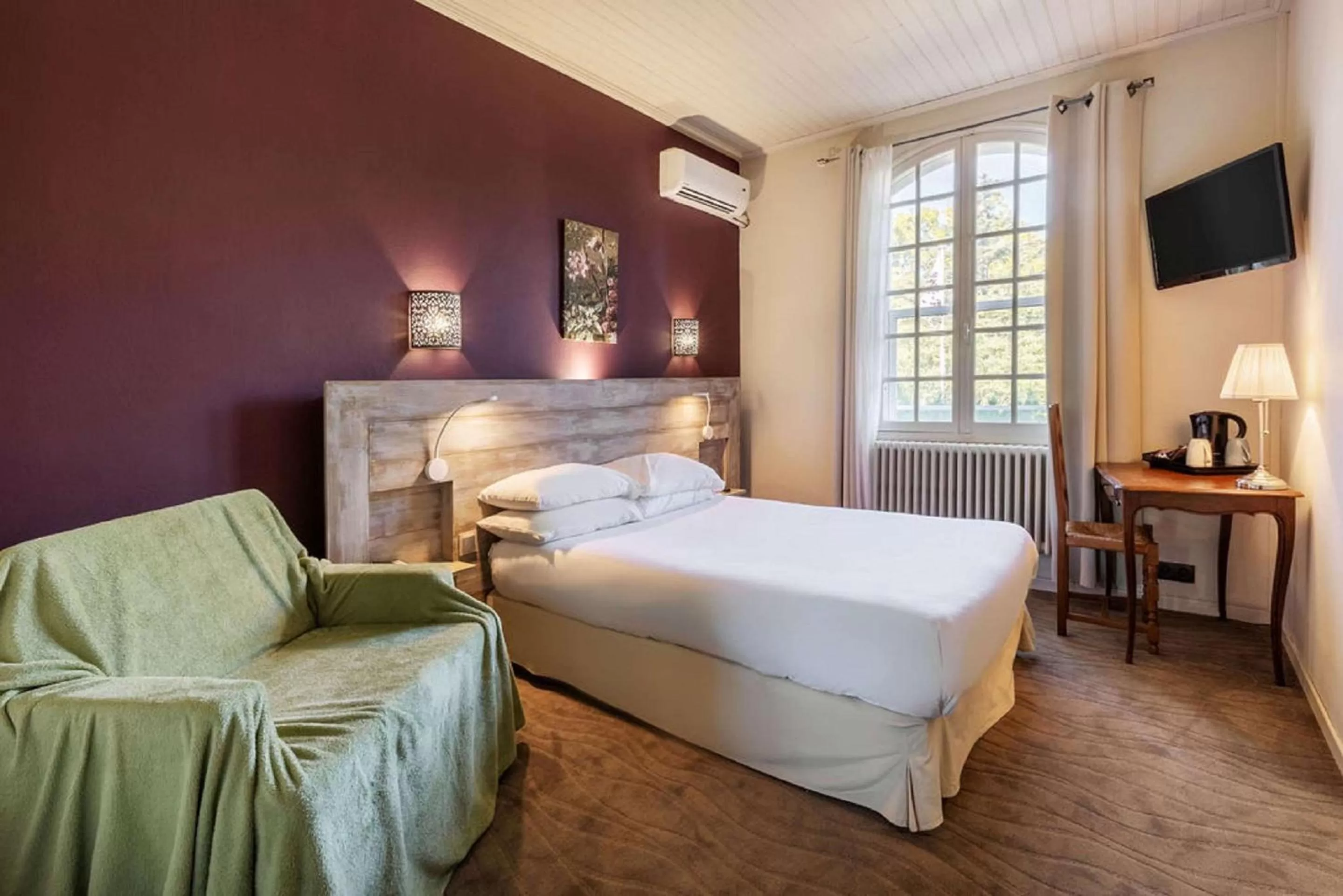 Comfort Triple Room in Best Western Le Val Majour