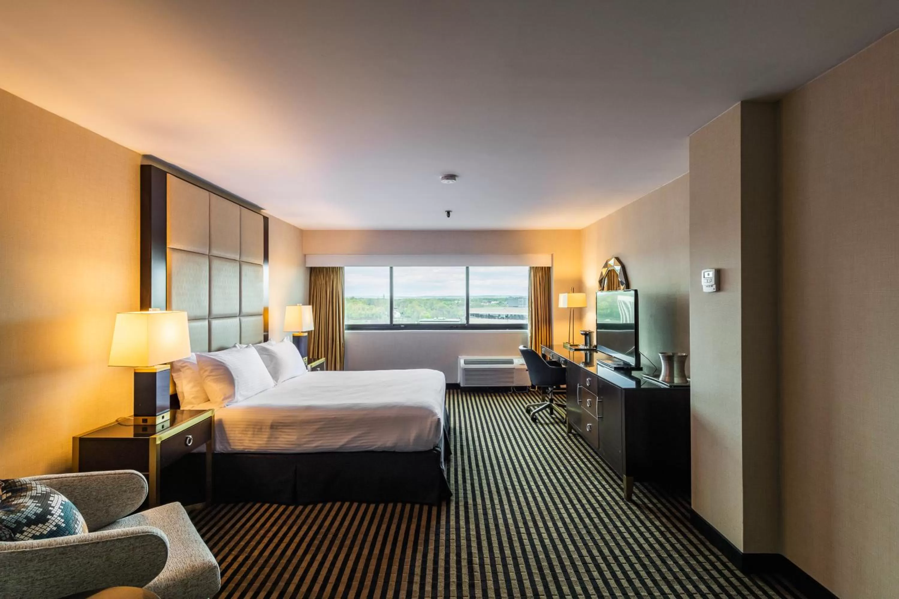 King Room in APA Hotel Woodbridge