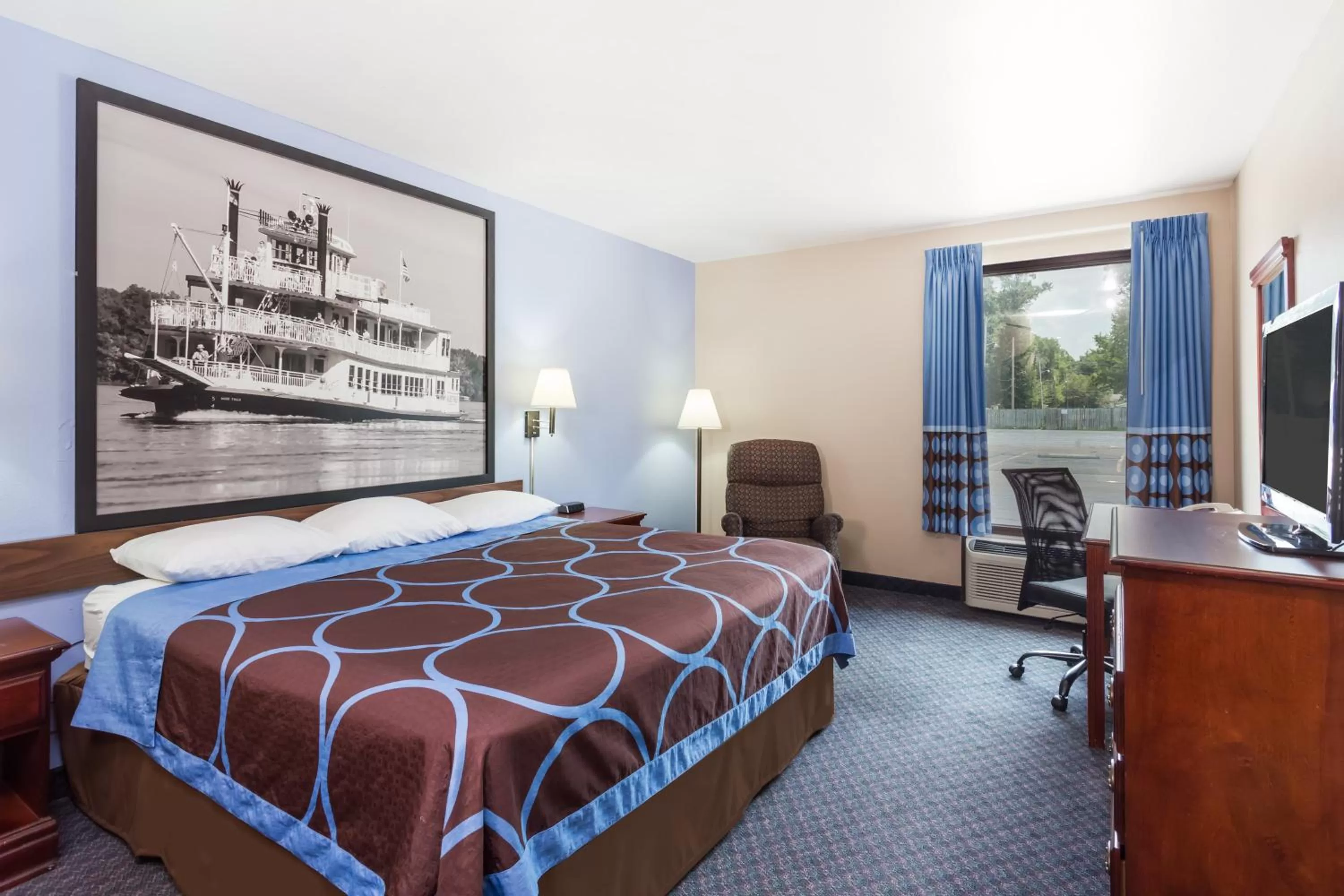 King Studio Suite - Non-Smoking in Super 8 by Wyndham Indianola