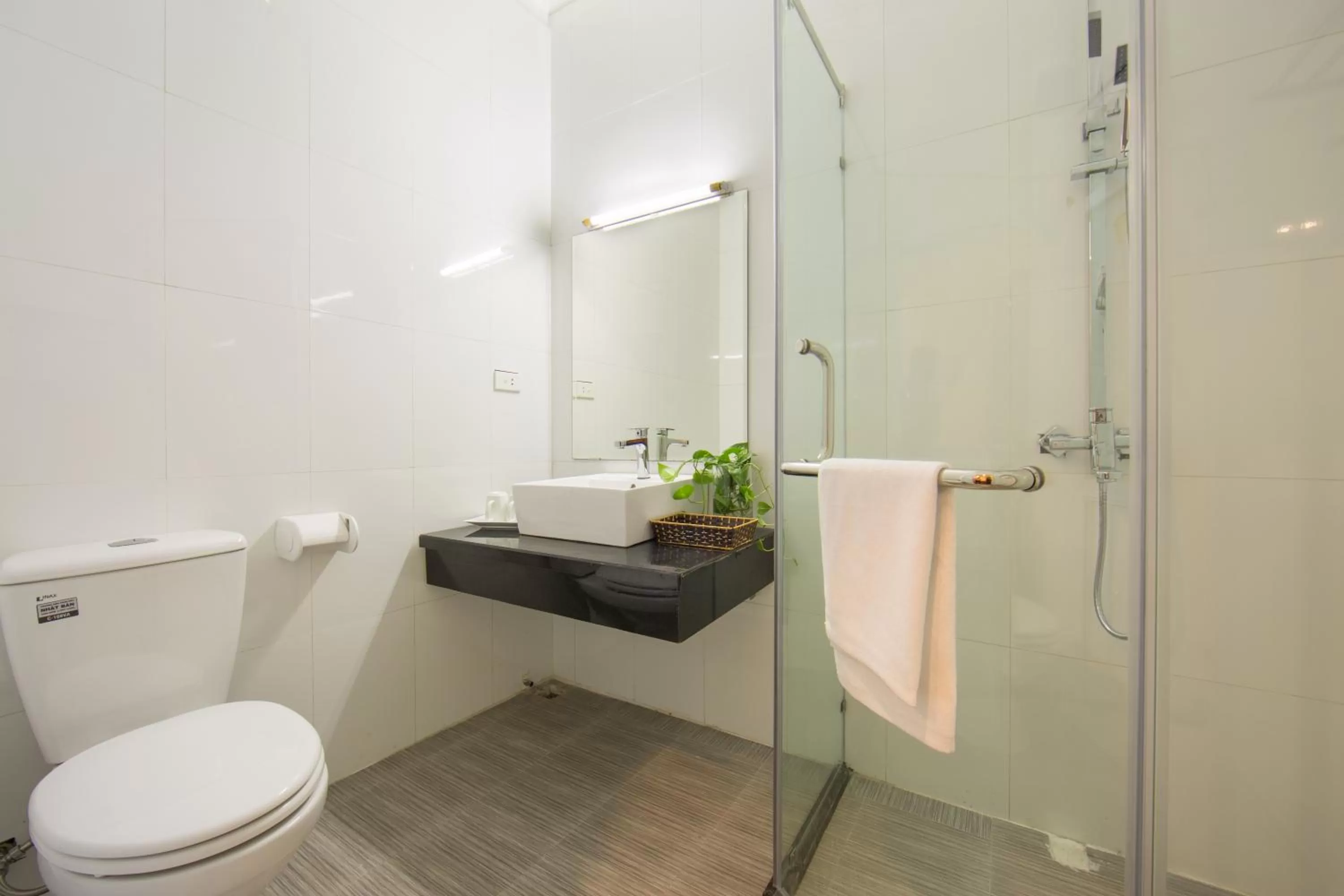 Suite with Balcony in Spoon Hotel