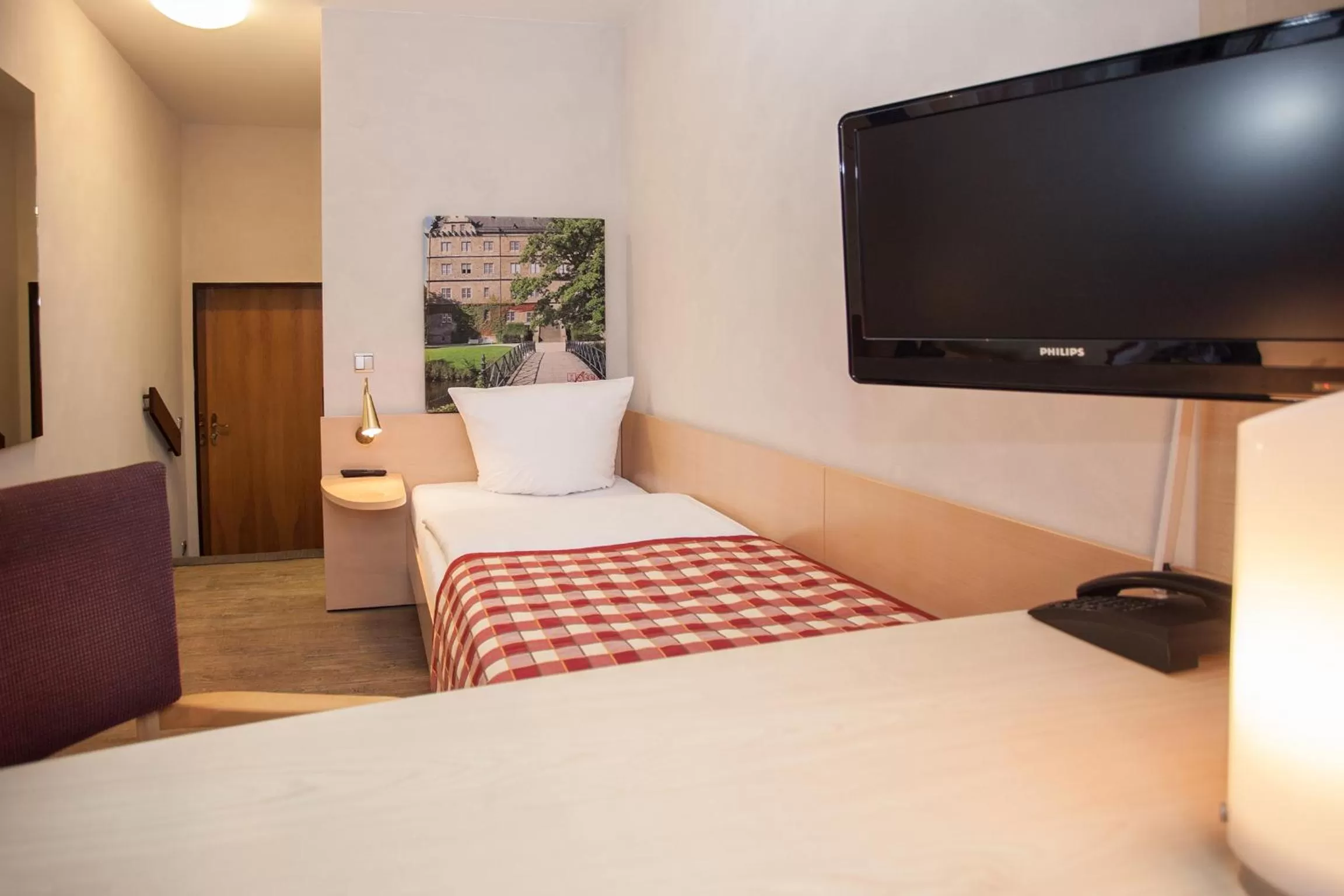 Single Room in Centro Hotel Goya Wolfsburg City, Trademark Collection by Wyndham