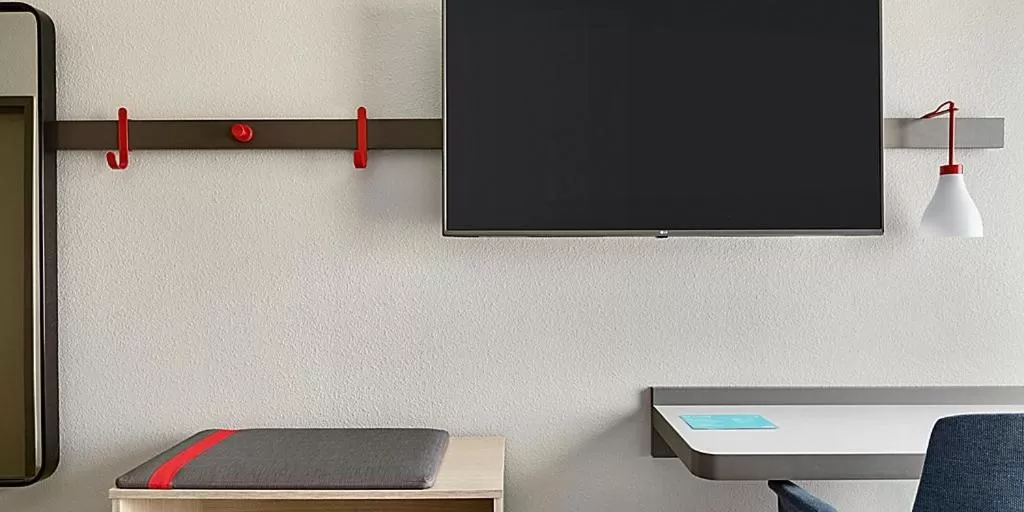 Standard Queen Room with Two Queen Beds and Roll-In Shower - Mobility Access in avid hotels - Detroit - Warren by IHG