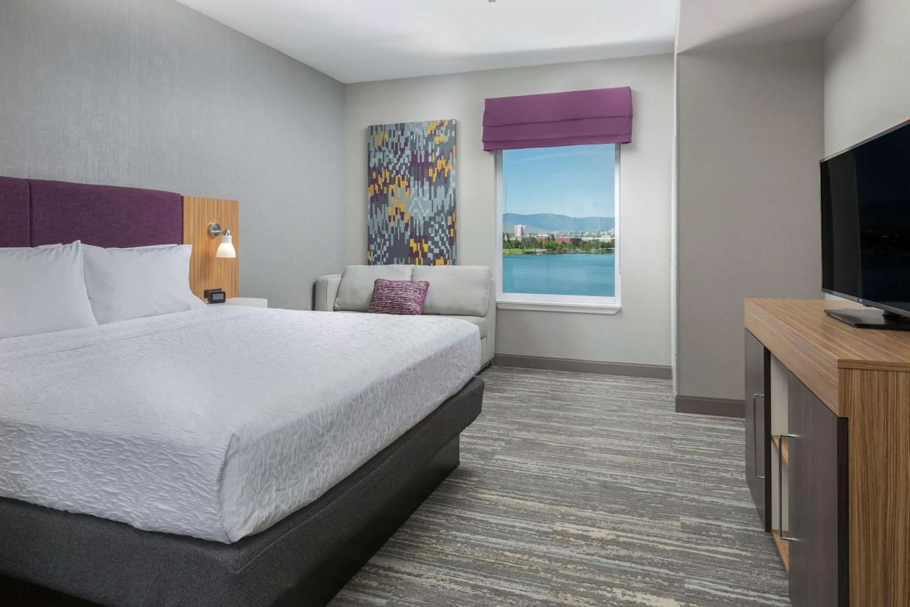 King Suite - Hearing Access/Non-Smoking in Hampton Inn & Suites Reno/Sparks