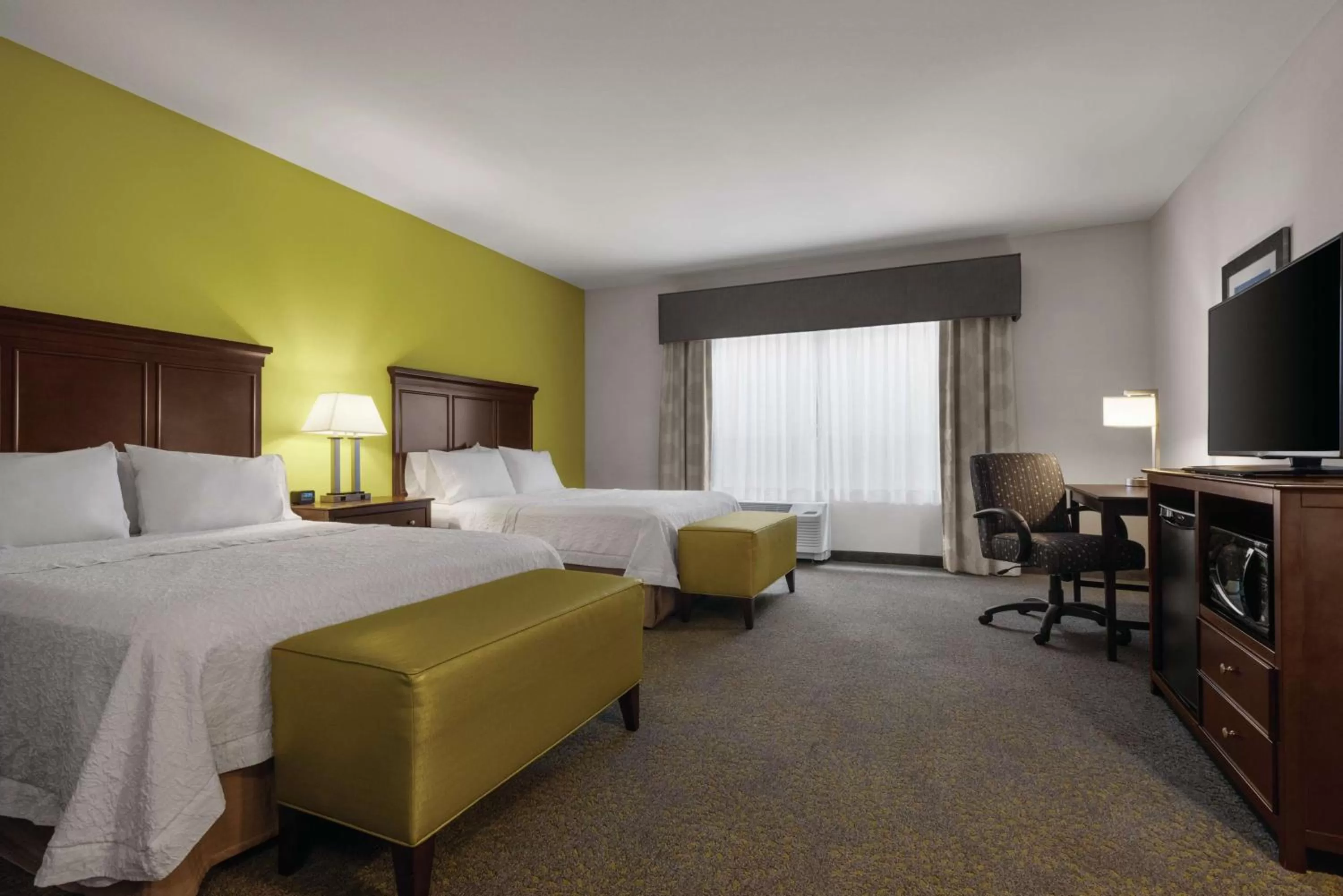 Queen Room with Two Queen Beds (4 Adults) in Hampton Inn & Suites Mishawaka/South Bend at Heritage Square