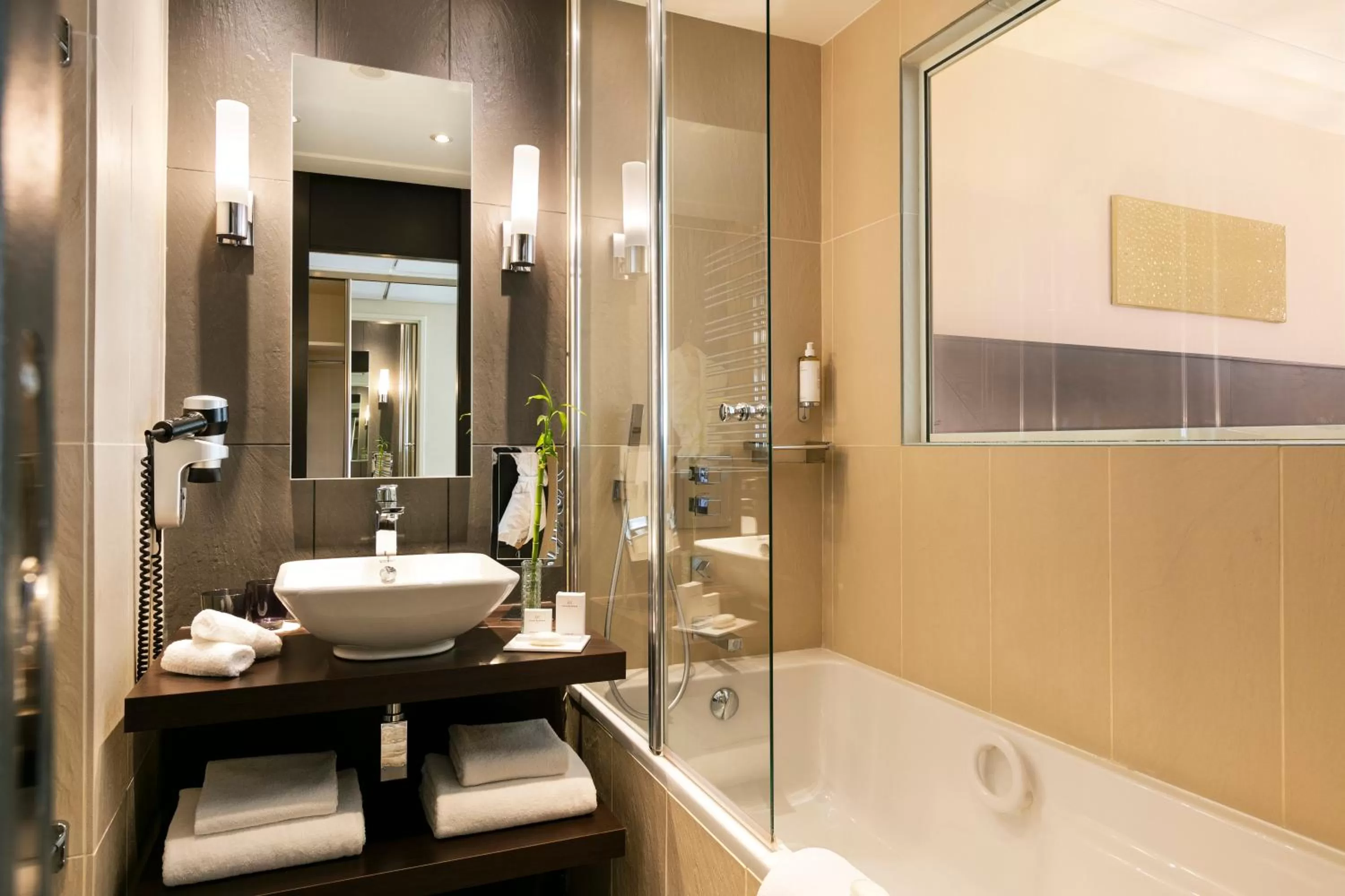 Junior Suite with Terrace in Hôtel Barrière Le Gray d'Albion