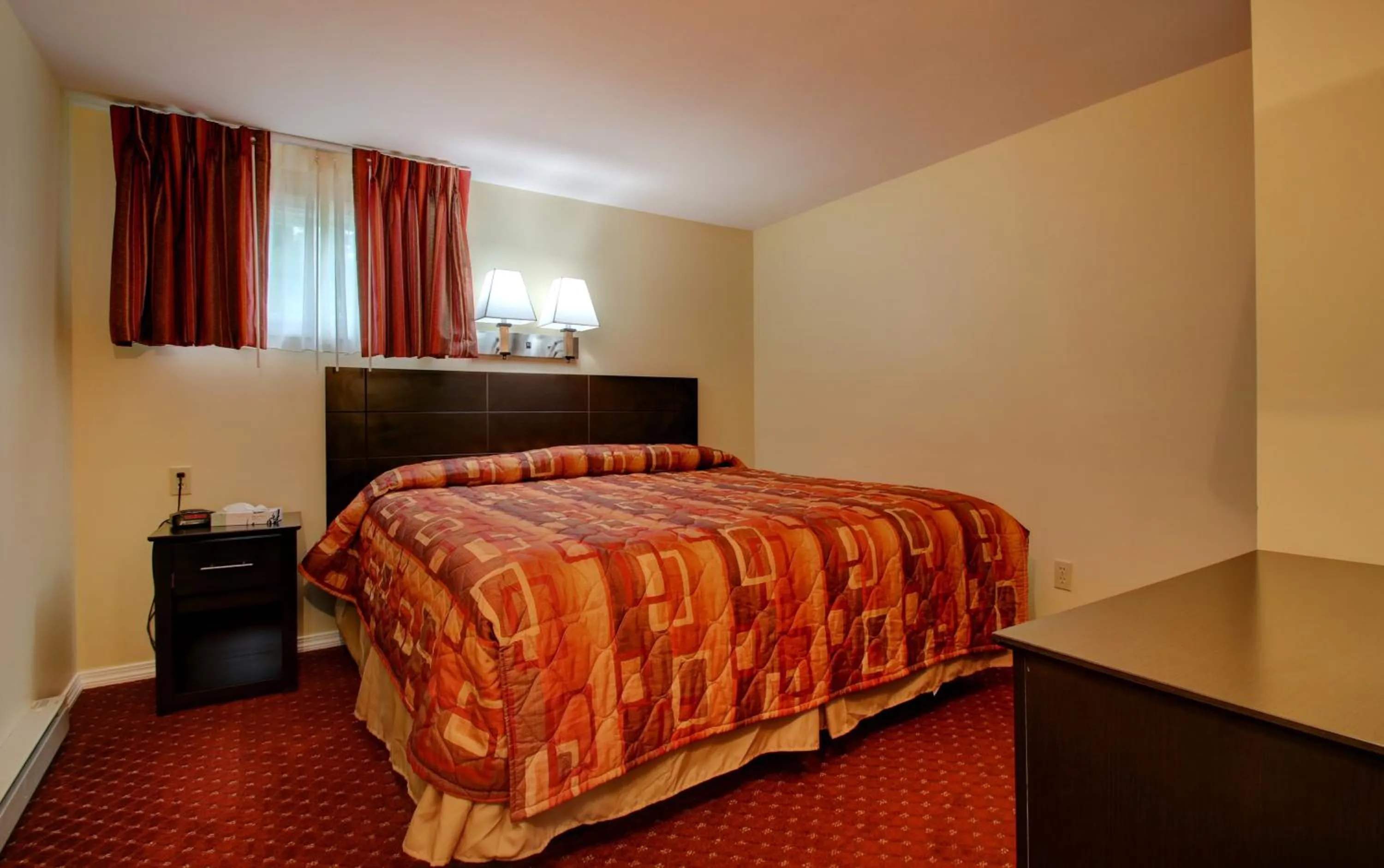 One Bed-Room Suite - King Bed in Ogunquit Tides