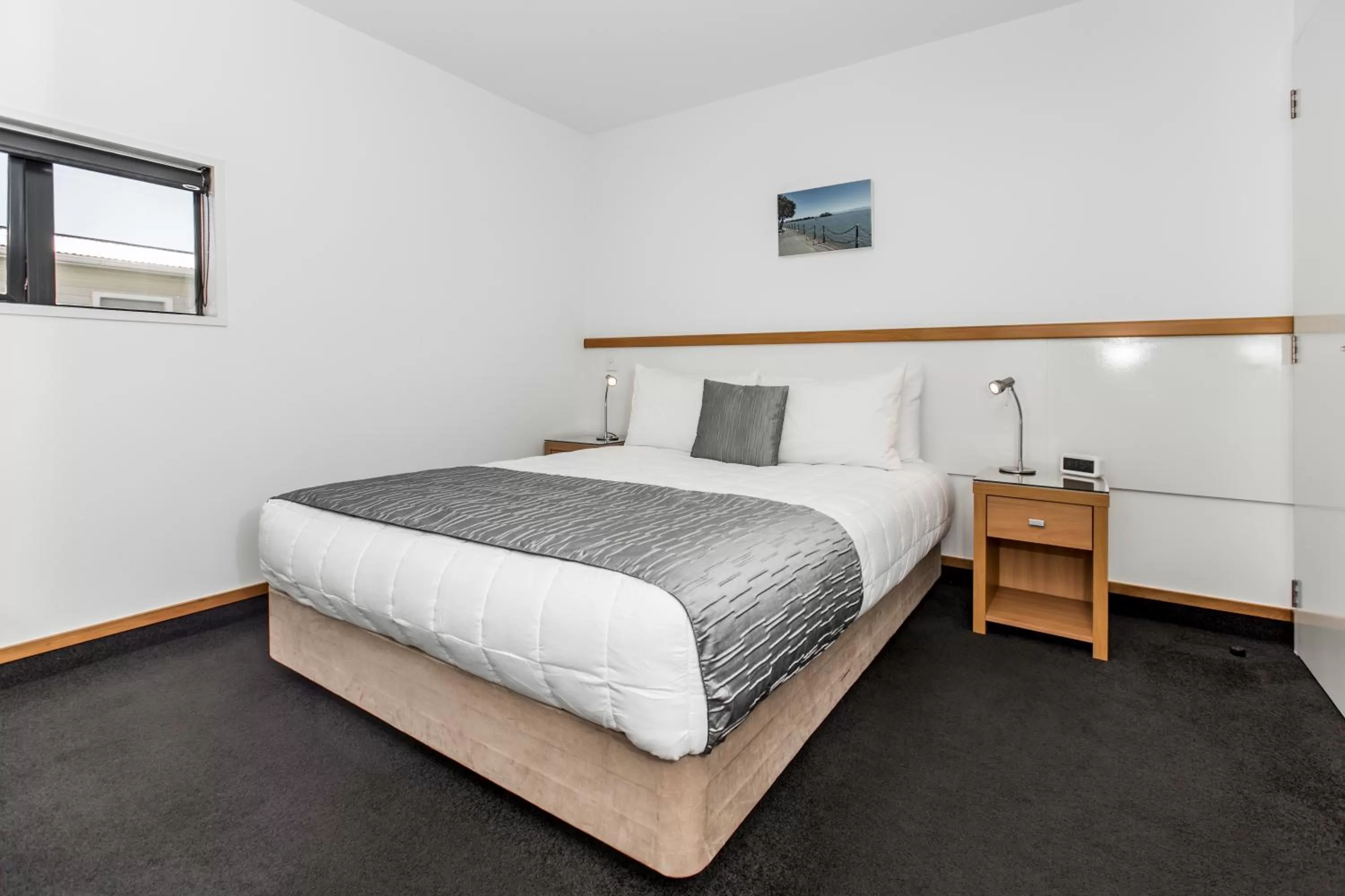 One-Bedroom Executive Apartment in Palms Motel