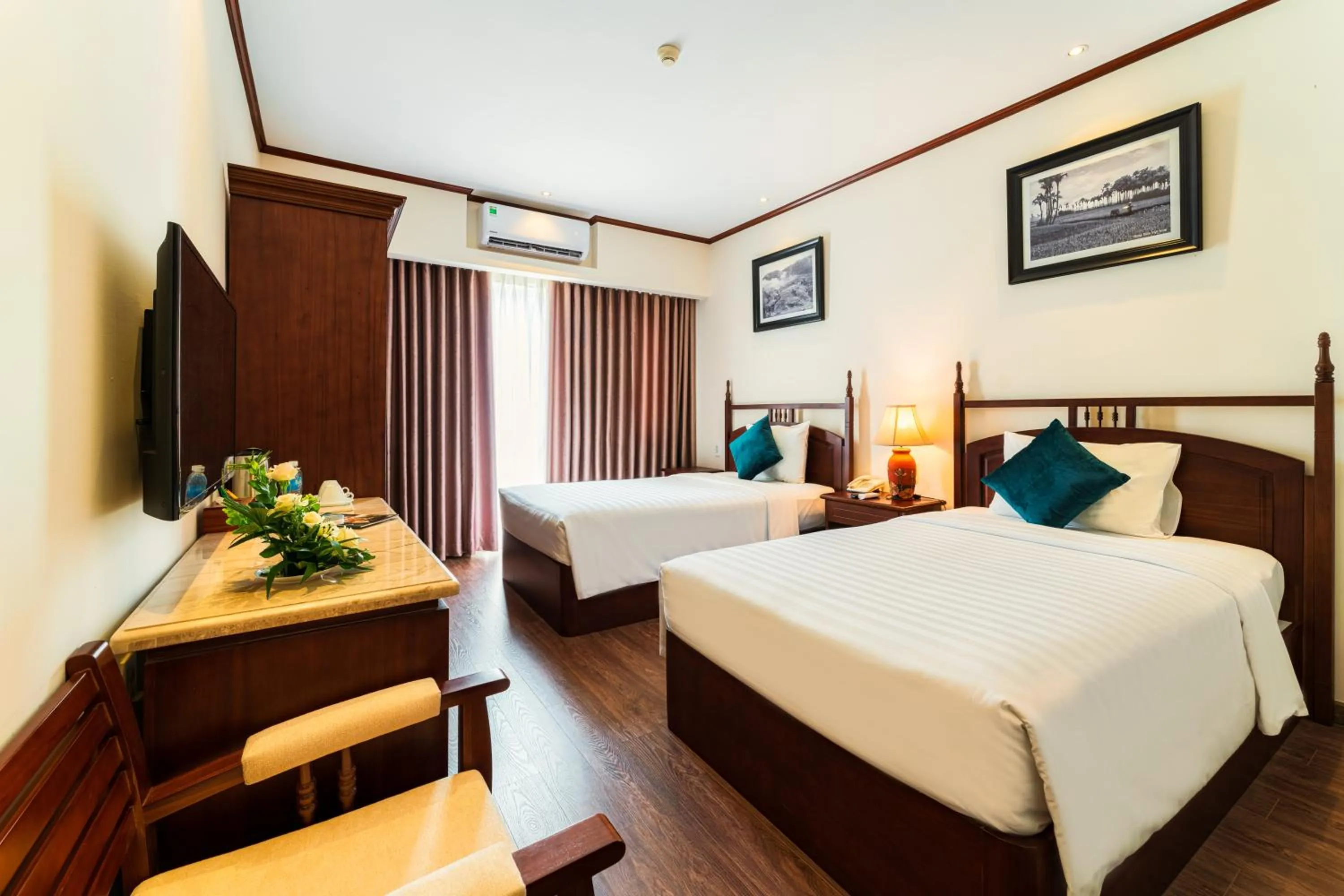 Superior Twin Room in Tran Vien Dong Hotel