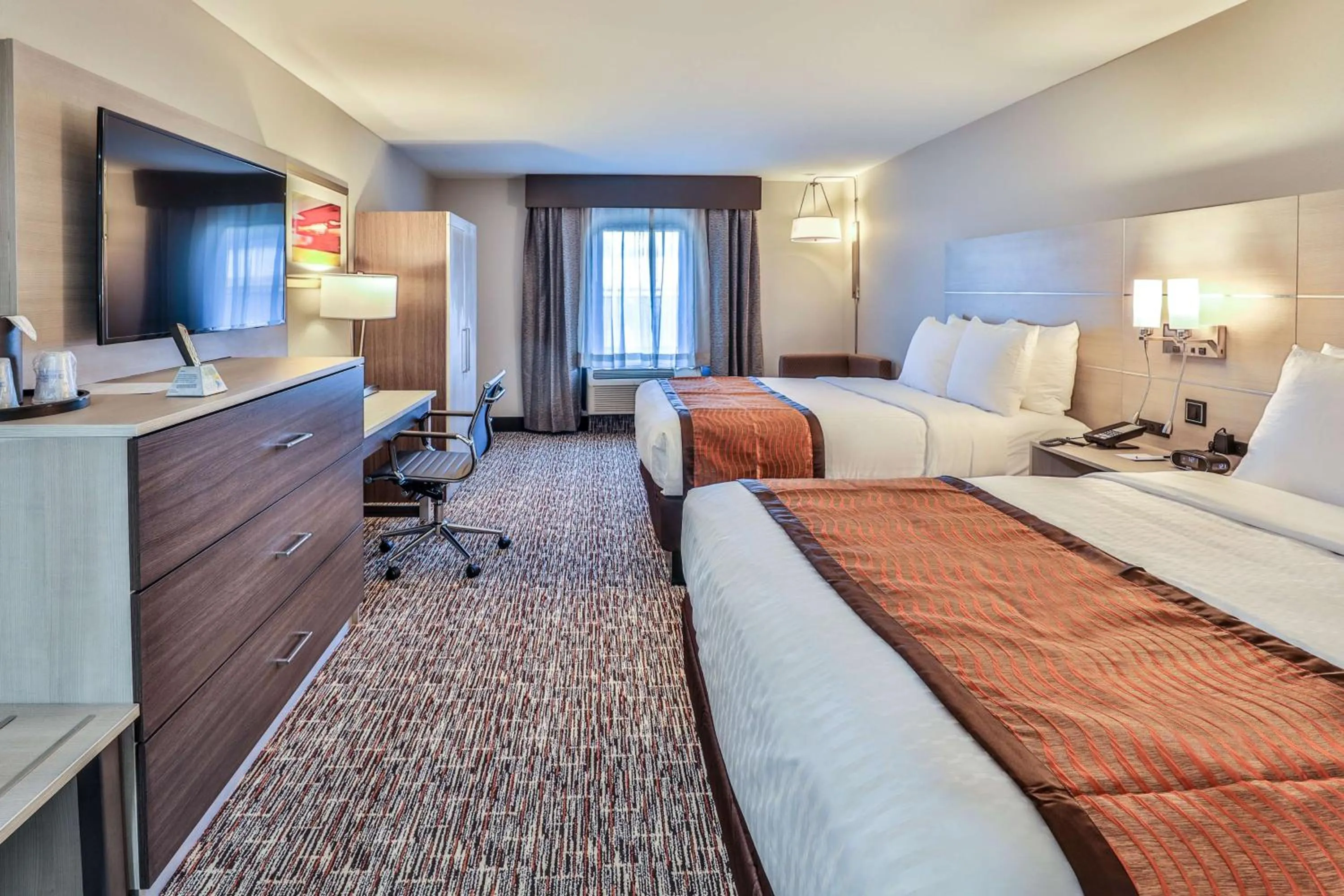 Queen Room with Two Queen Beds and Roll-In Shower - Mobility Accessible in Best Western Plus Executive Residency Nashville