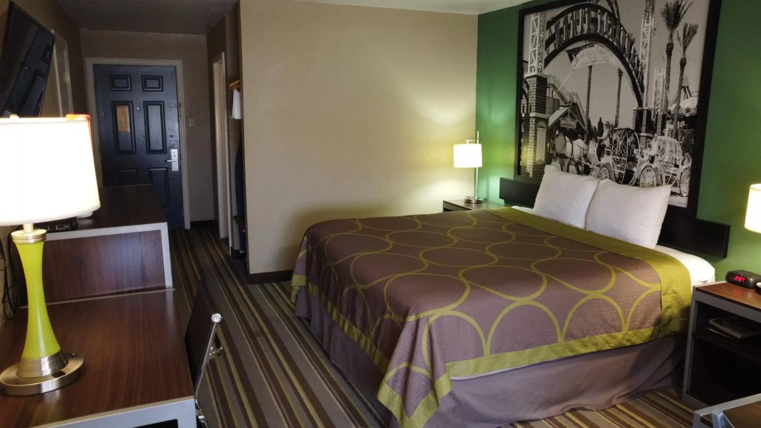 King Room - Smoking  in Super 8 by Wyndham Kingsville