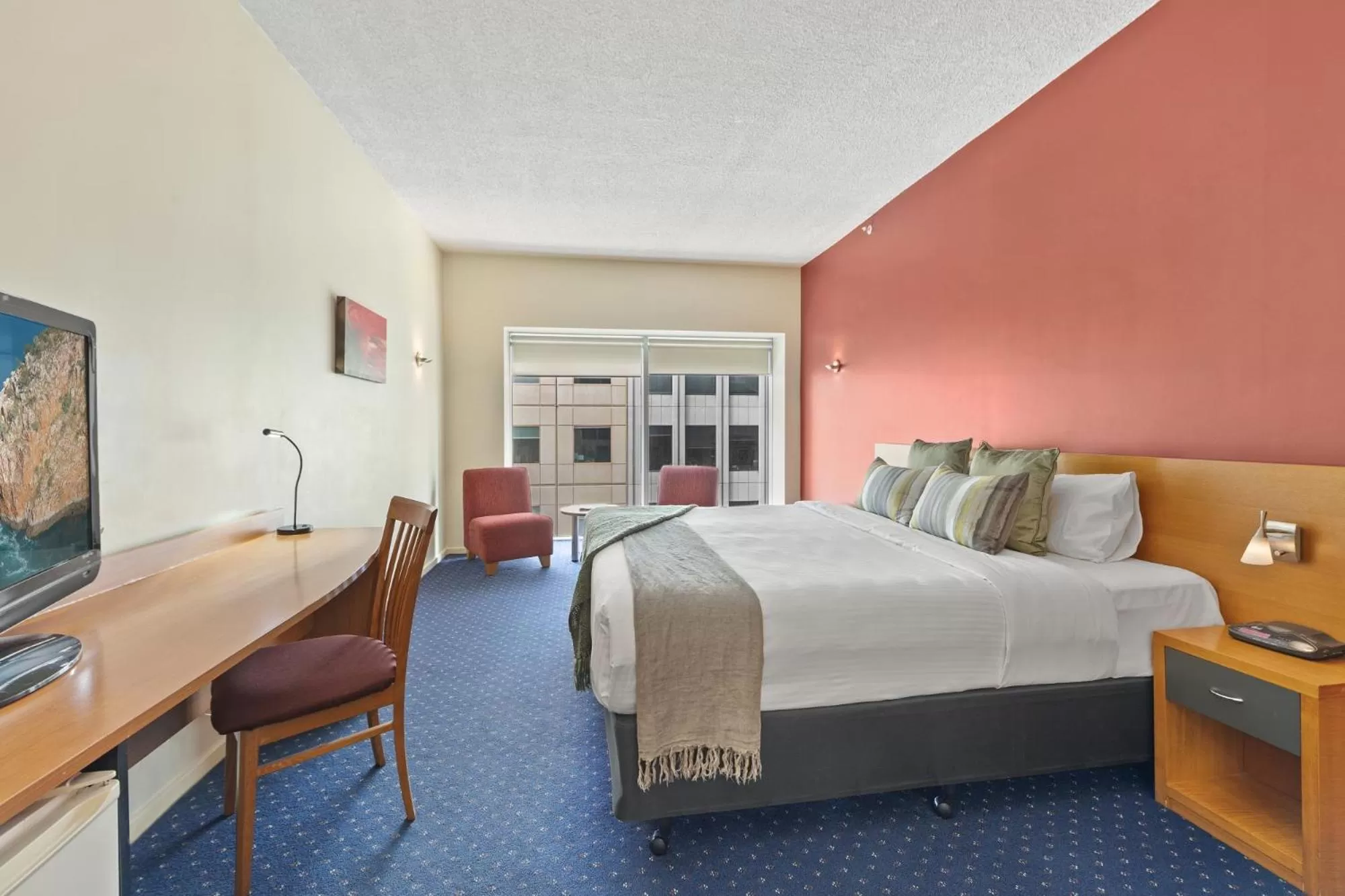 Superior King Room in YEHS Hotel Melbourne CBD