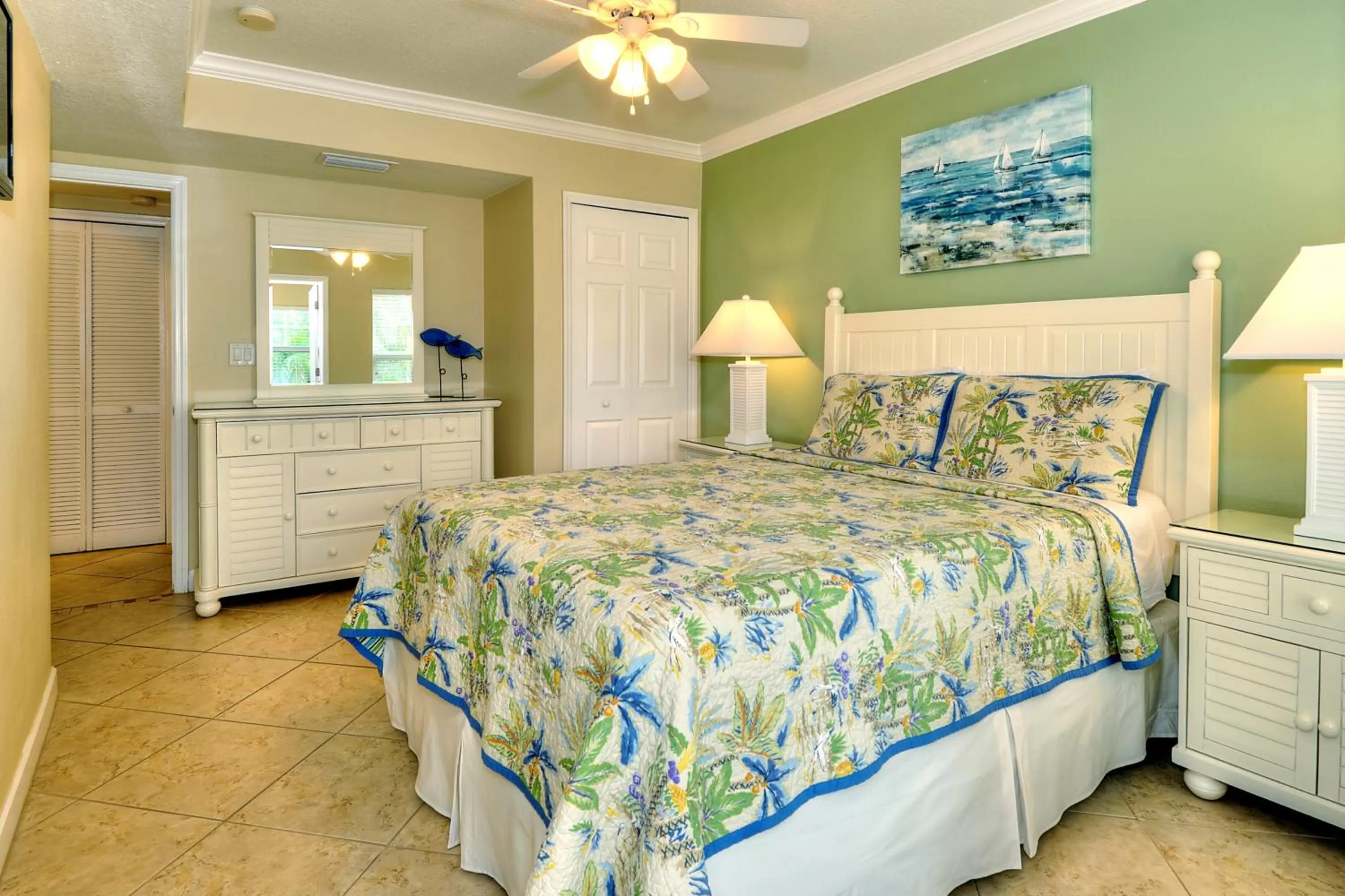 One-Bedroom Condo - Non-Smoking in Barefoot Beach Resort