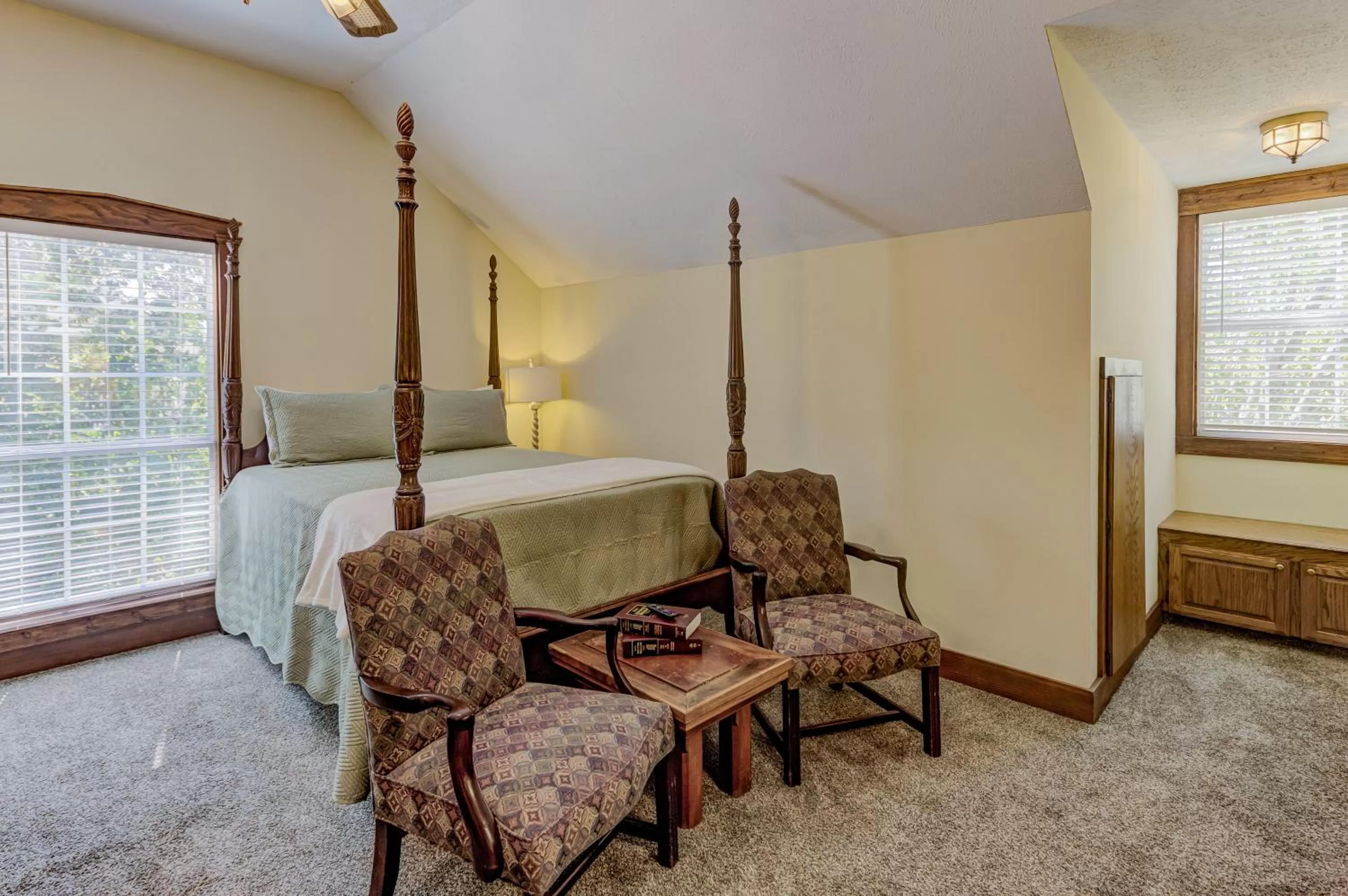 Deluxe Double Room in Halpino