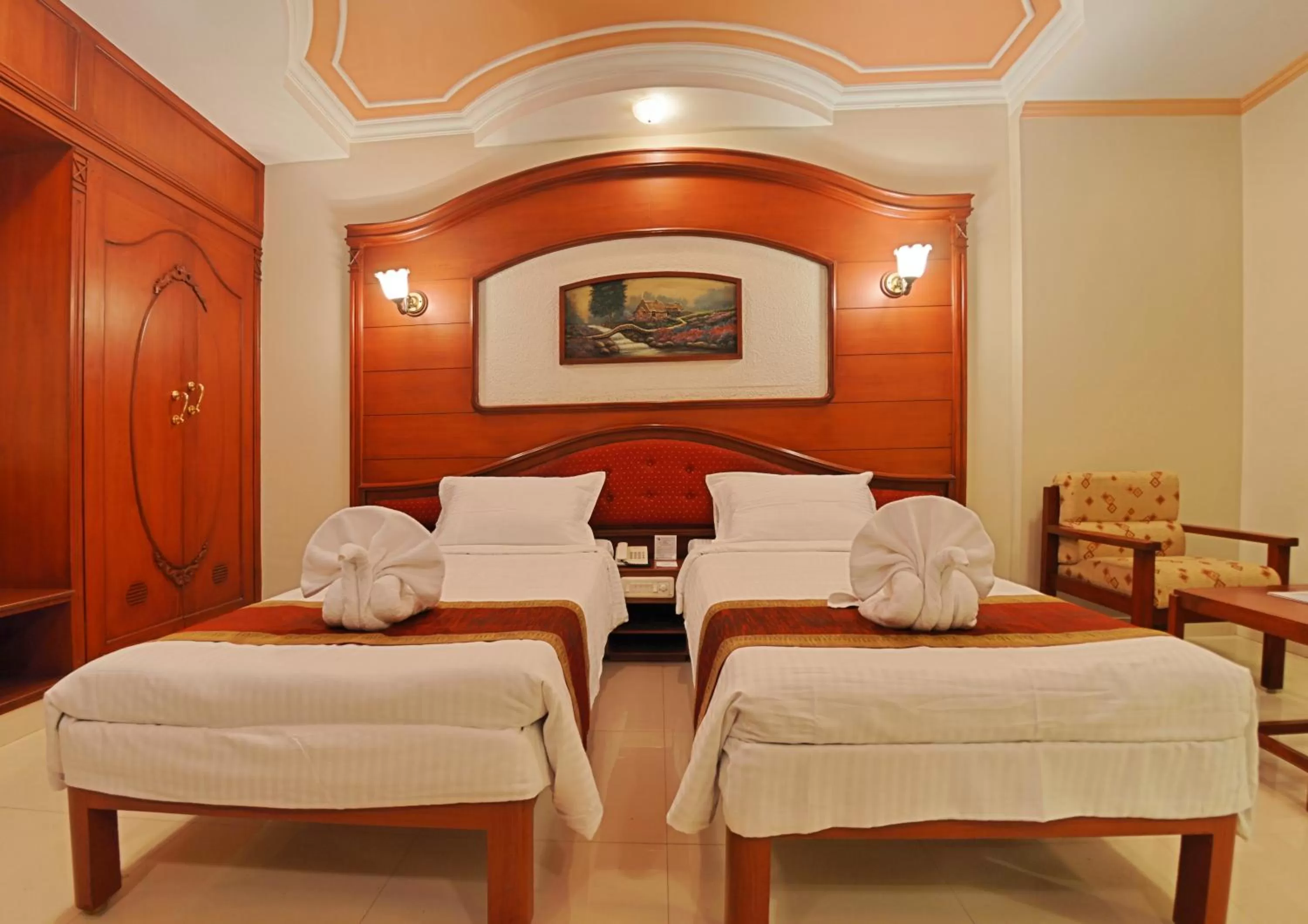 Junior Suite in Hotel Gnanam