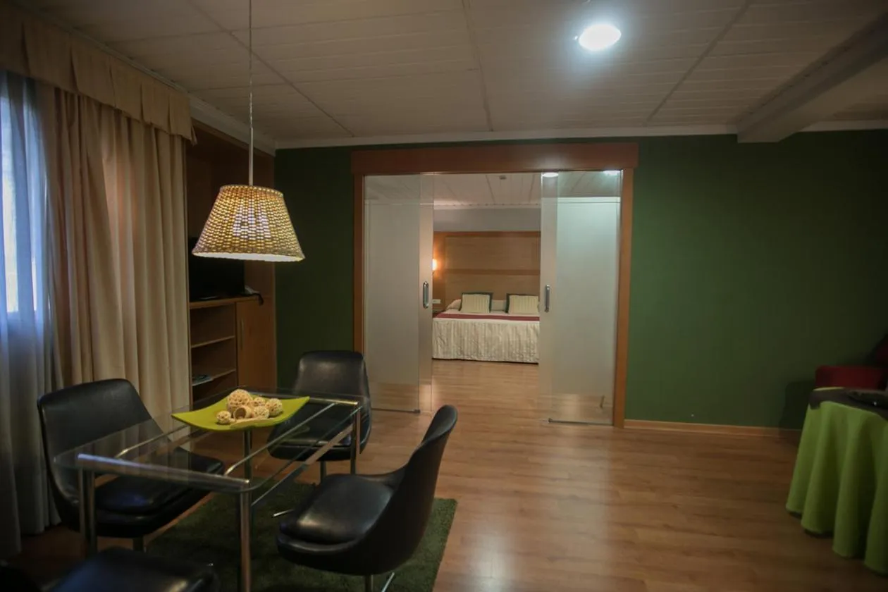 Junior Suite (2 Adults) in Hotel Reconquista