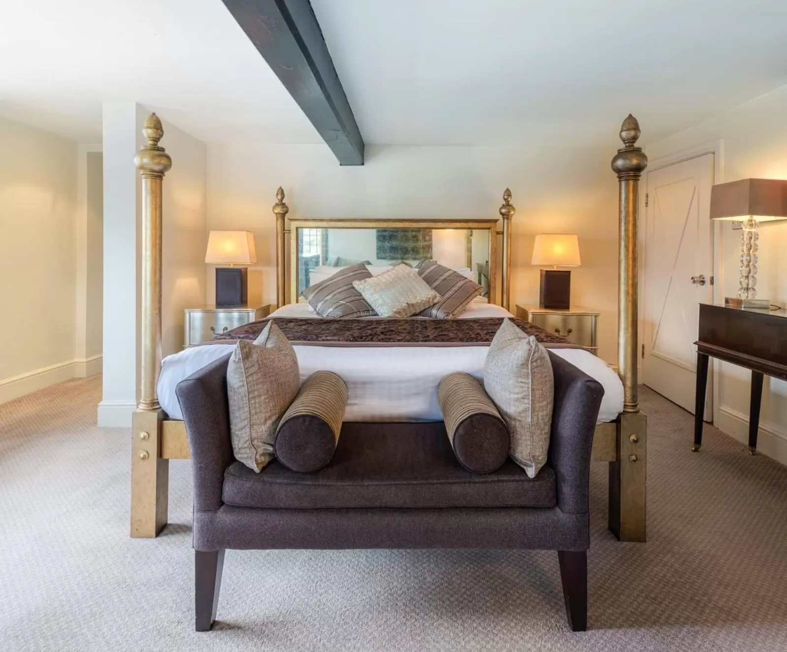 Main House Suite in The Priest House On The River