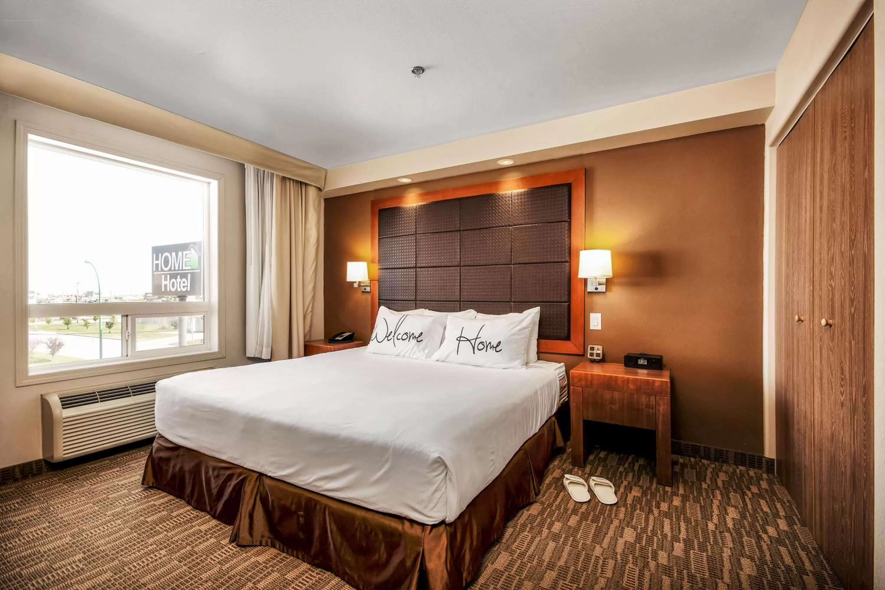 One-Bedroom King Suite in HomeSuites by D3H