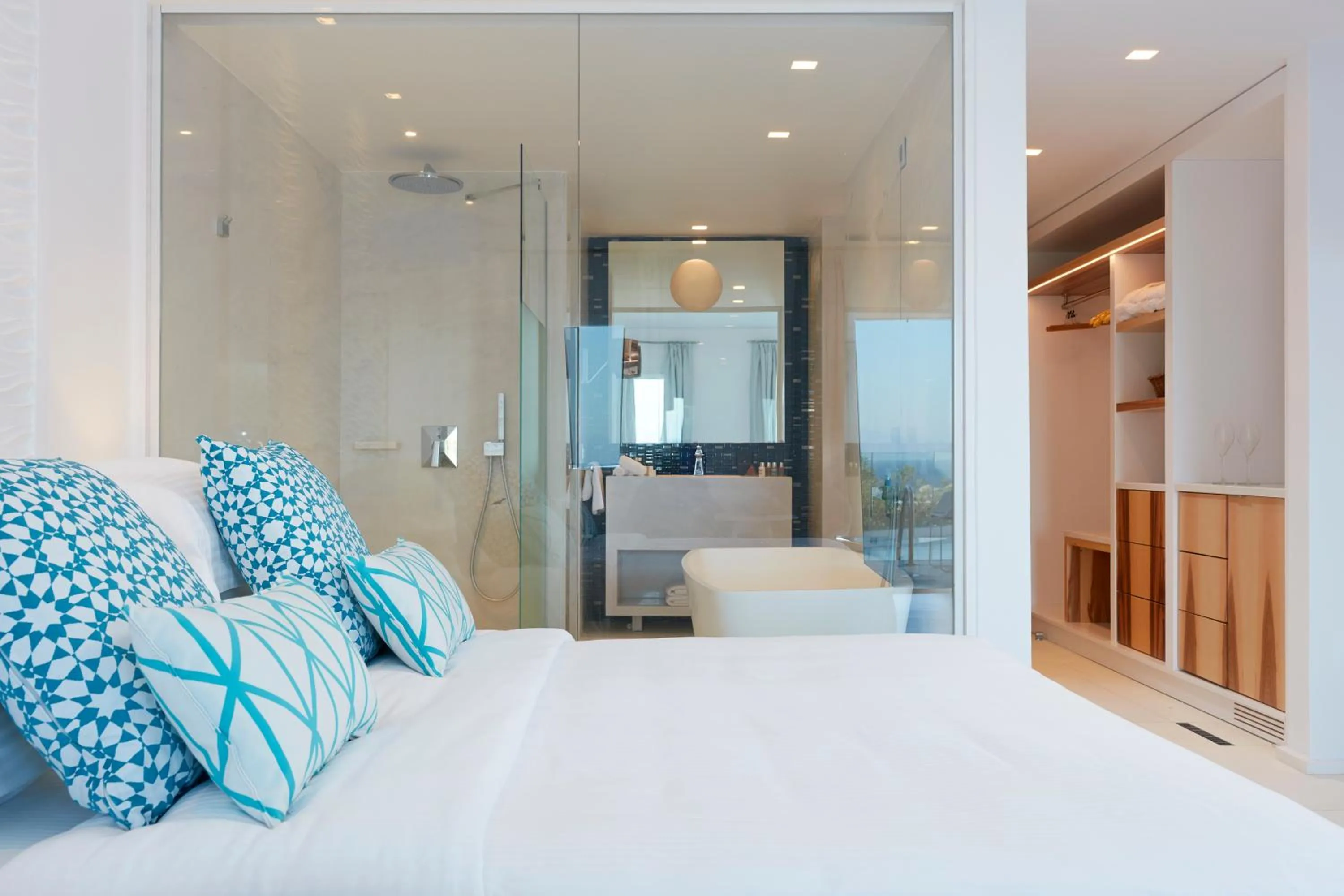 Thalassa Suite with Private Hot Tub in Myconian Ambassador