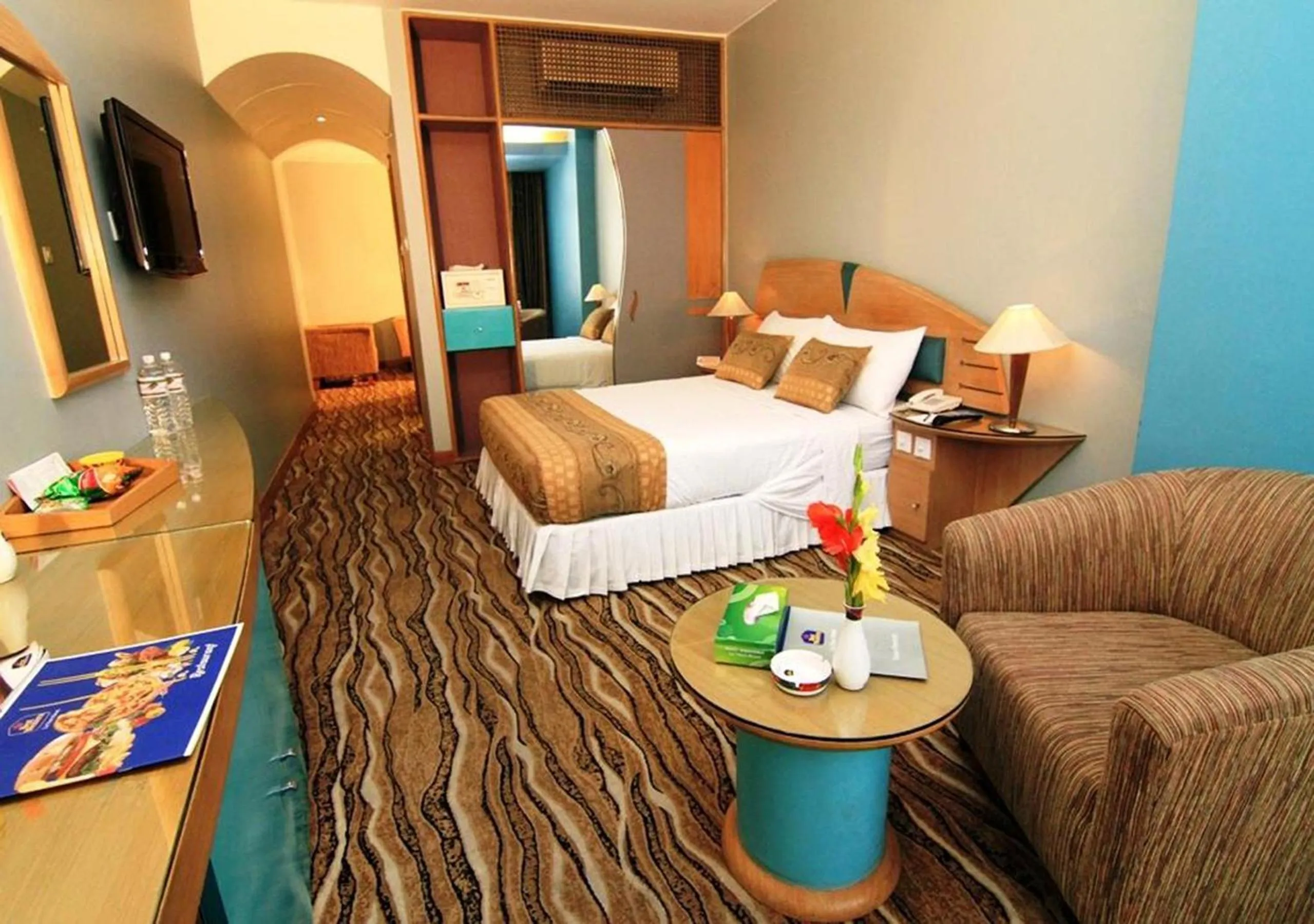 Suite in La Vinci Hotel