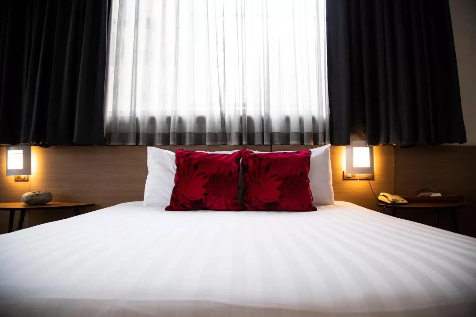 Studio Twin or Double Room in Baboona Beachfront Living