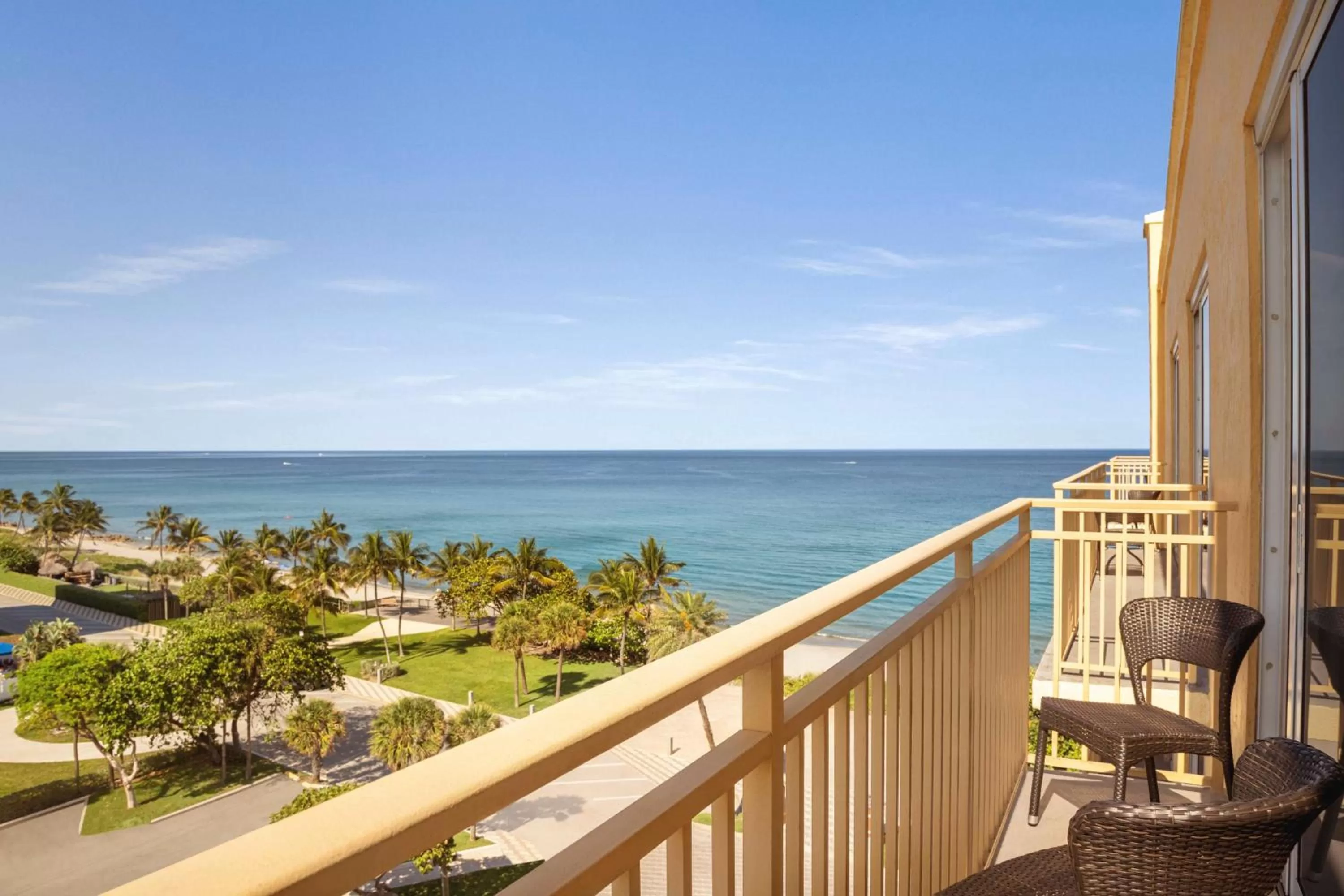 Suite, 1 King Bed, Partial Oceanview, Sit Down Balcony in Embassy Suites by Hilton Deerfield Beach Resort & Spa