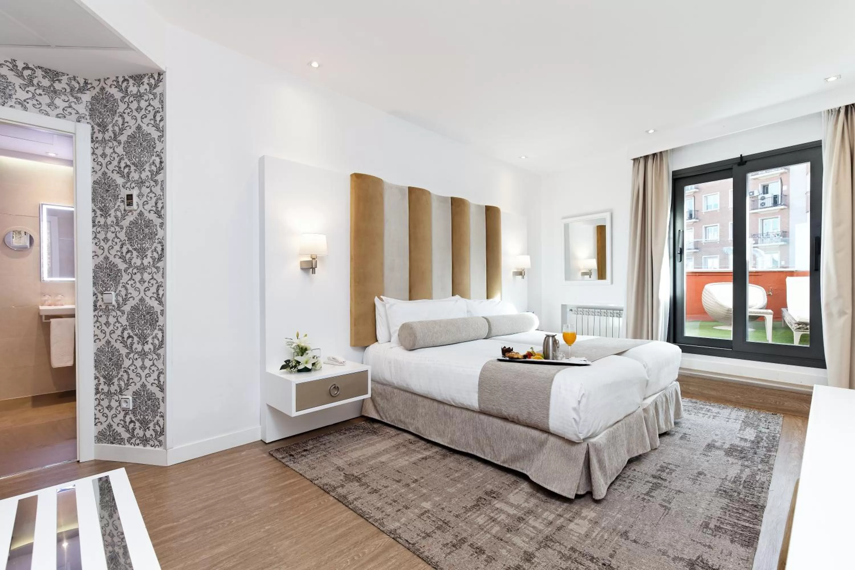 Premium Individual Use in Grupotel Mayorazgo