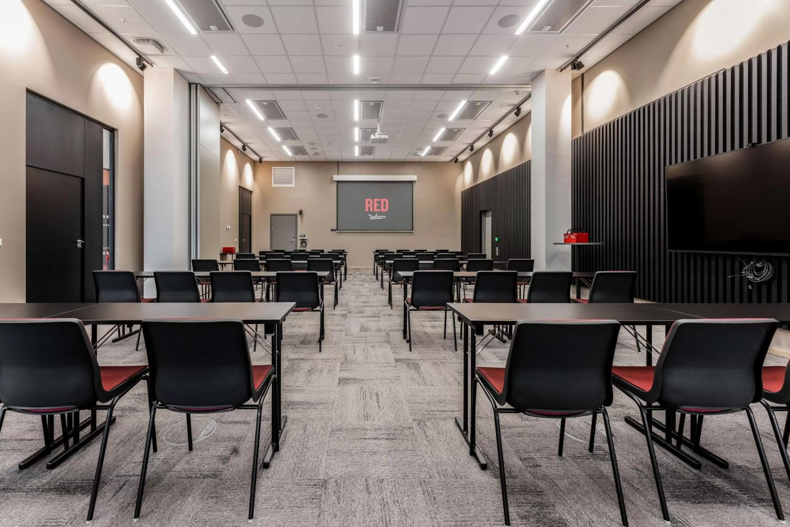 Meeting/conference room in Radisson RED Oslo Økern