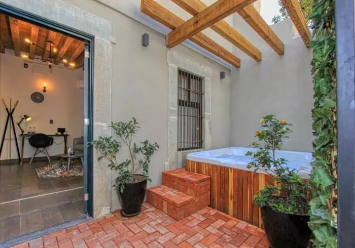 Master Suite with Terrace in Antigua Trece Hotel Fusión