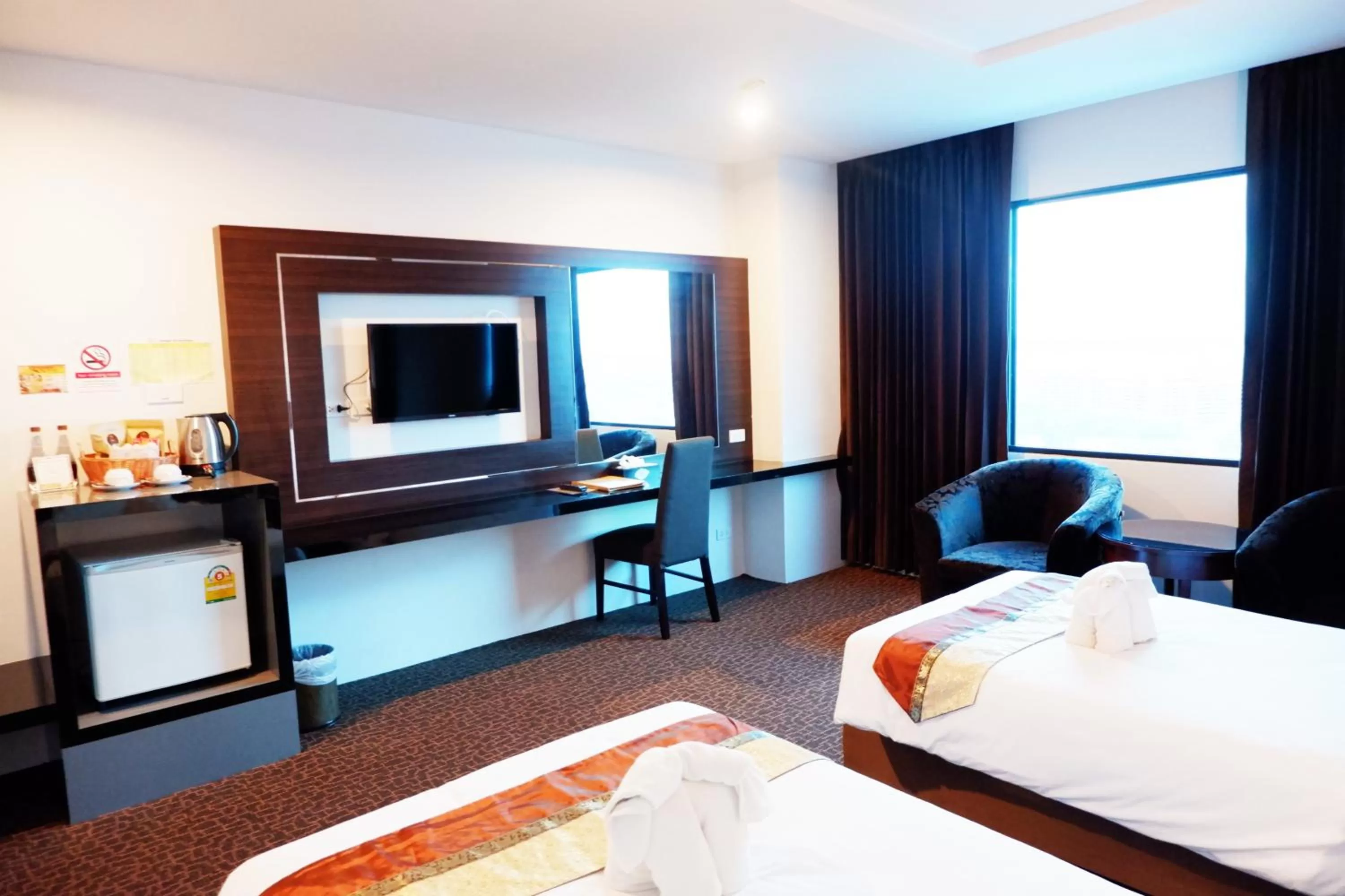 Superior Twin Room in Siam Oriental Hotel