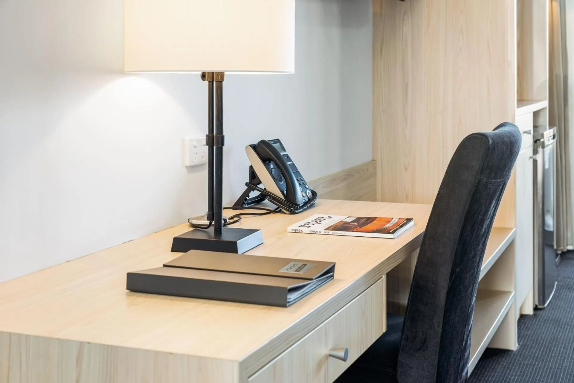 Deluxe King Suite in The Barn Accommodation