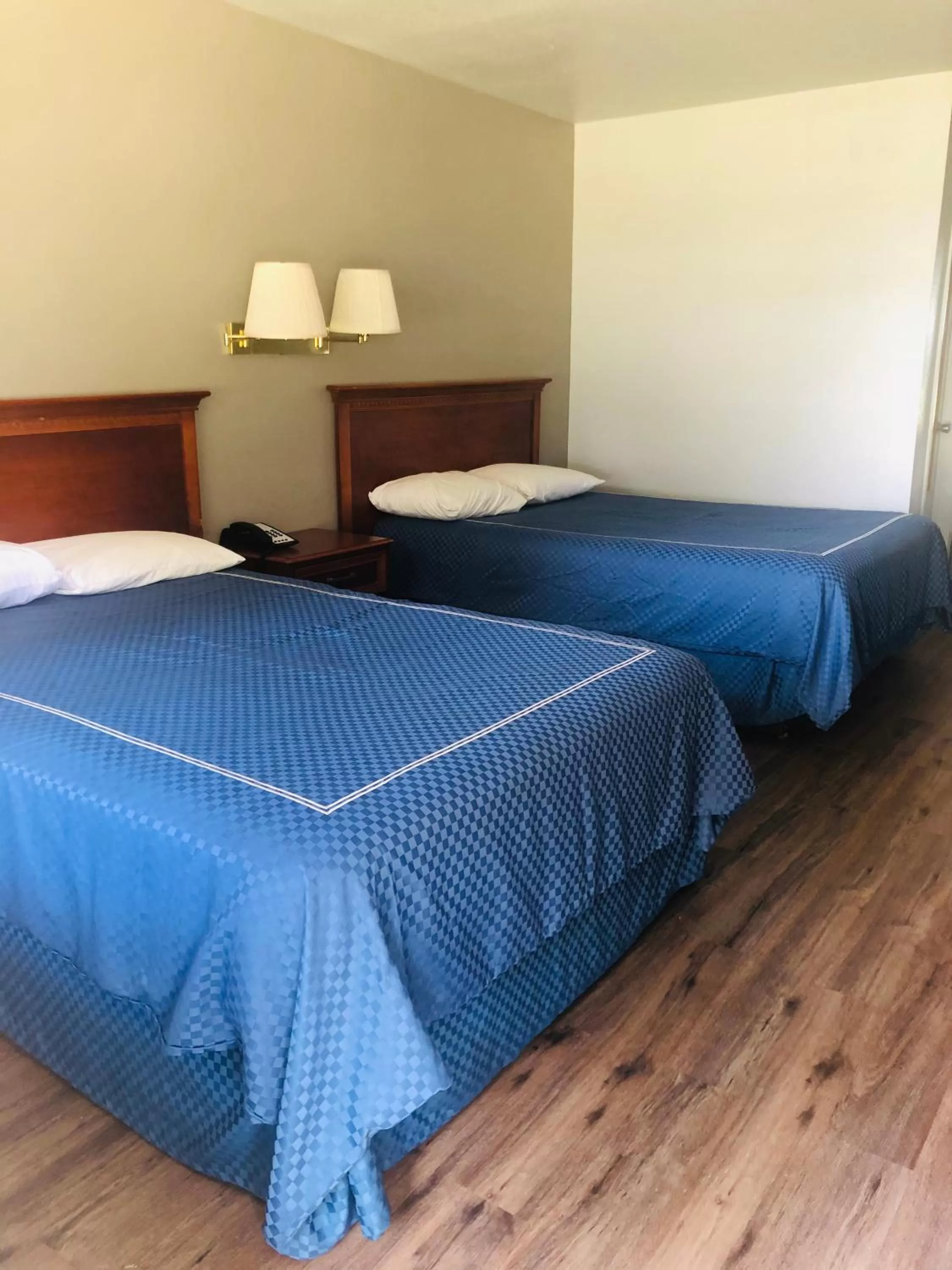 Double or Twin Room in Knights Inn - Belton/Temple