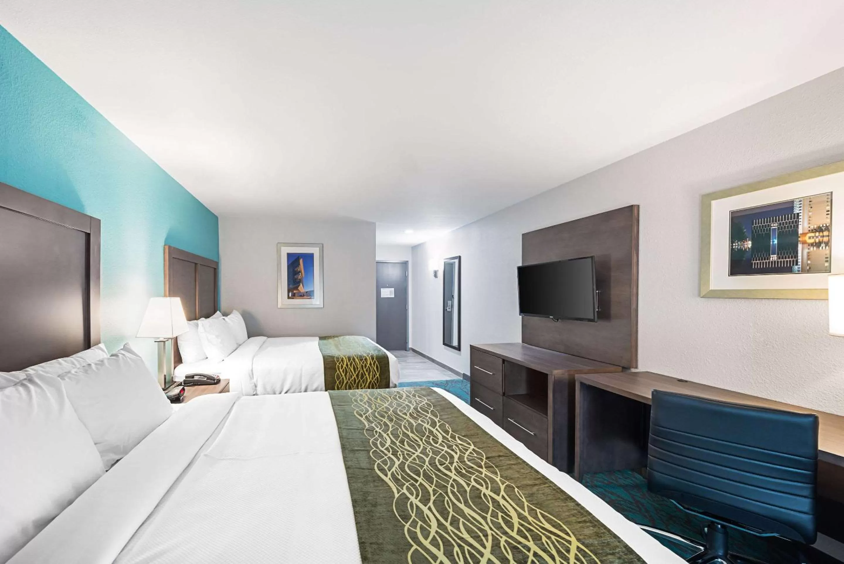 Queen Room with Two Queen Beds - Non-Smoking in Comfort Inn & Suites Oklahoma City near Bricktown