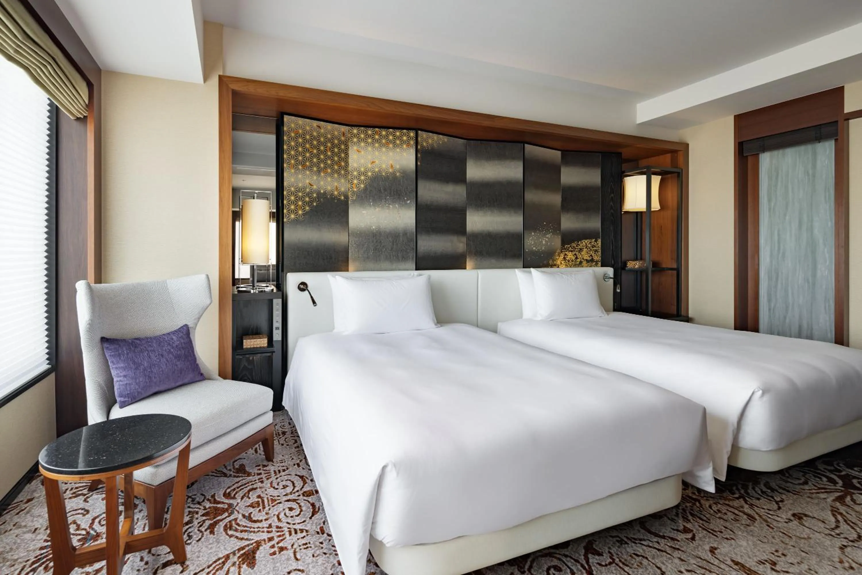 Suite with Two Single Beds and Bay View in Hyatt Regency Yokohama