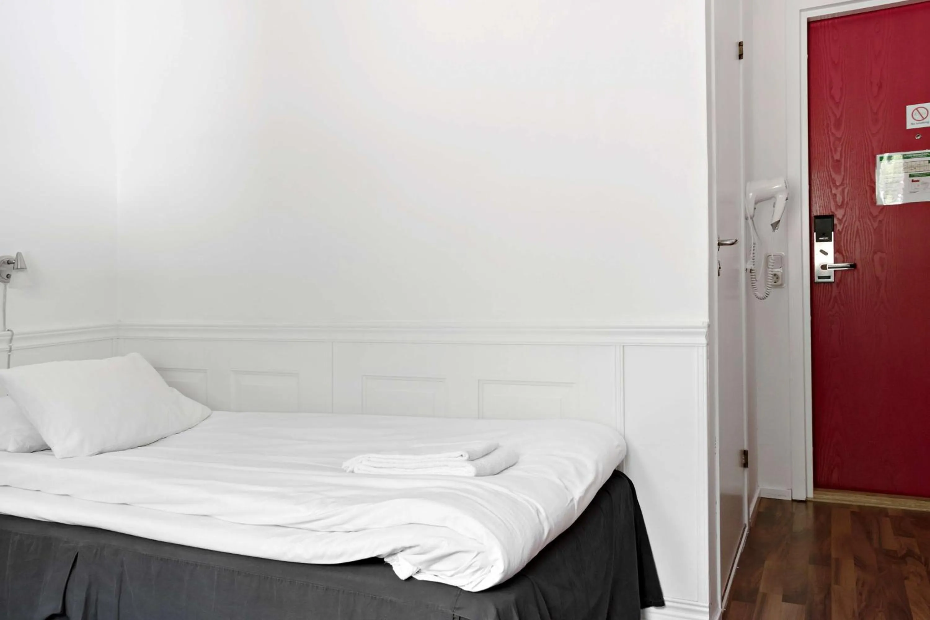 Standard Single Room in Sure Hotel by Best Western Vilsta Sporthotell